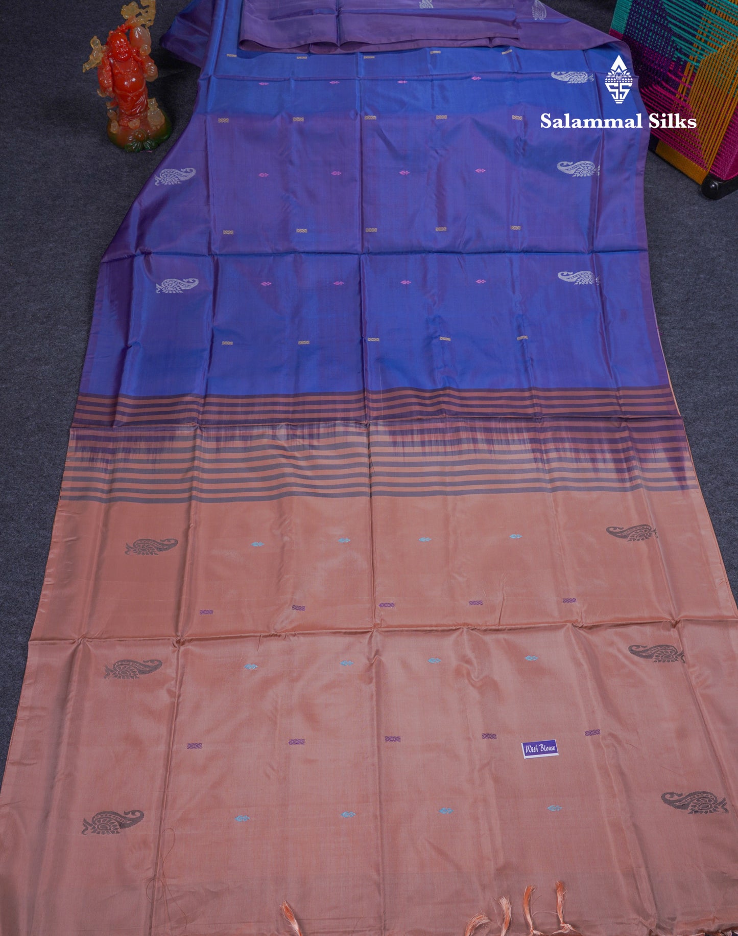 Dual Tone Violet Thread work Buttas Banana Pinth Saree (Vaazhainaar Pattu) With Contrast Chocolate Blouse