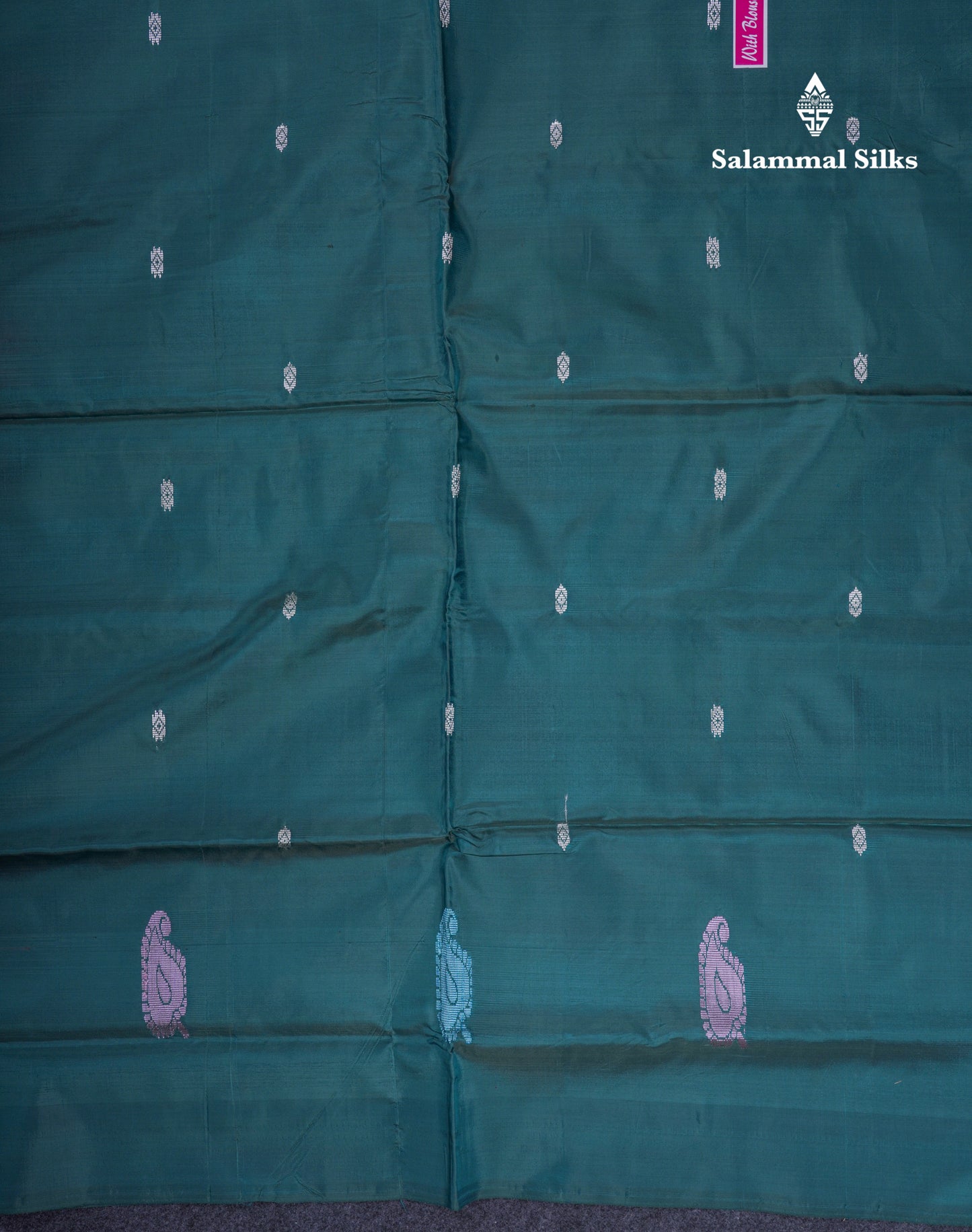 Dark Peach Thread work Buttas Banana Pinth Saree (Vaazhainaar Pattu) With Contrast Peacock Green Blouse