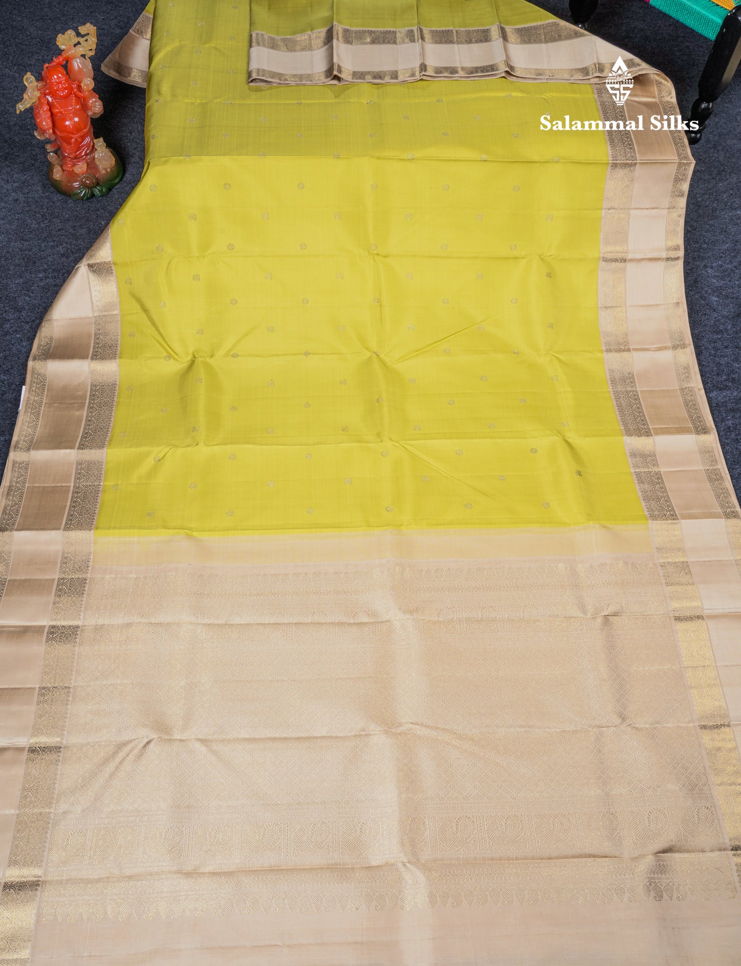 Golden Yellow Beautiful Small Buttas Pure Kanjivaram Silk Saree Pure Zari with Traditional Cream Double Border
