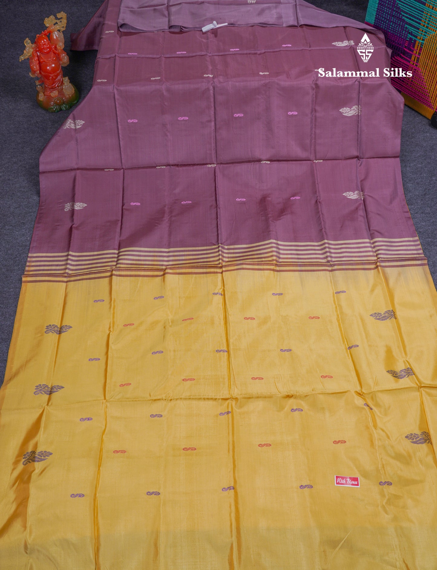 Light Violet Thread work Buttas Banana Pinth Saree (Vaazhainaar Pattu) With Contrast Light Yellow Blouse