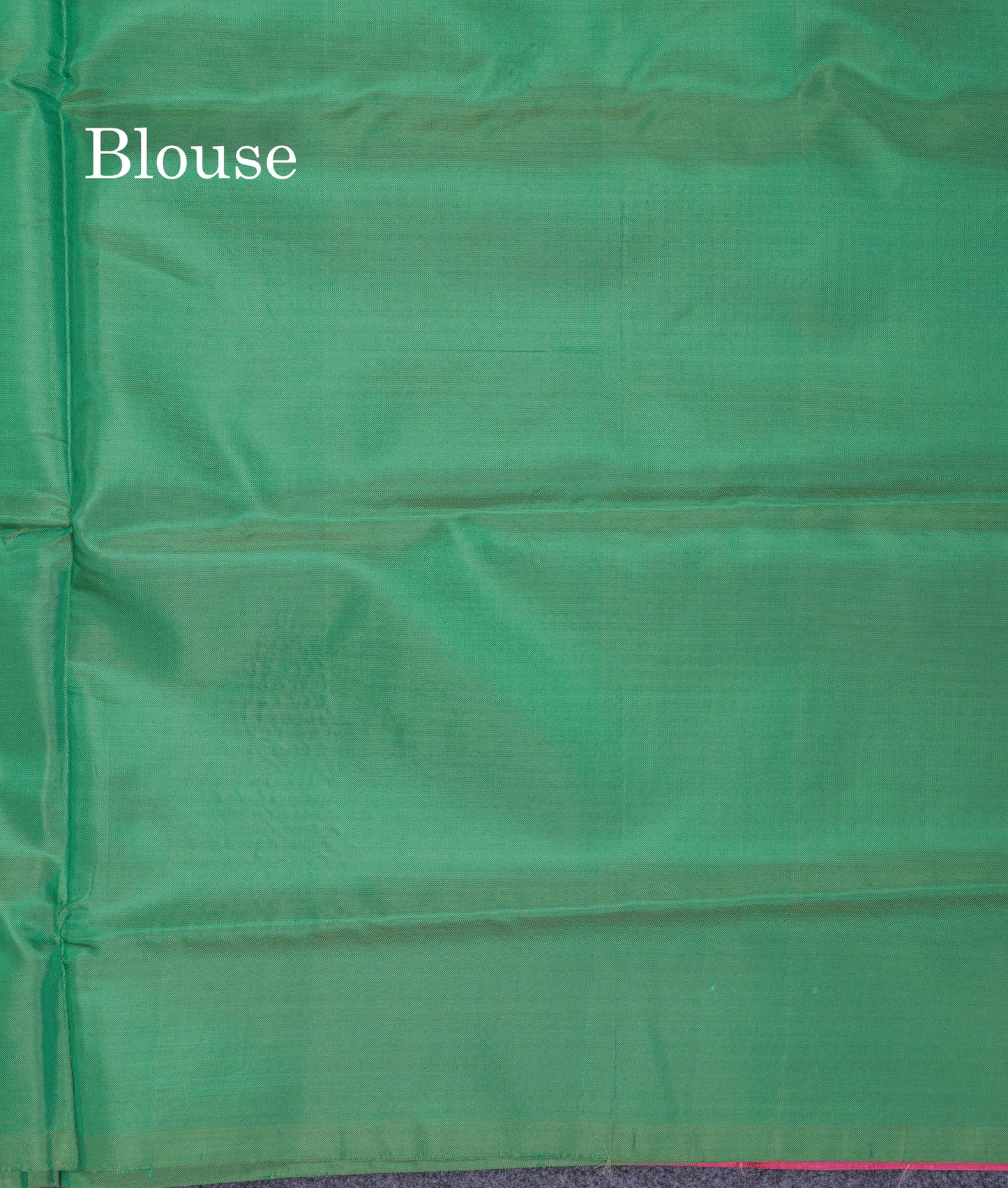 Pinkish Peach Thread work Buttas Banana Pinth Saree (Vaazhainaar Pattu) With Contrast Saffire Green Blouse