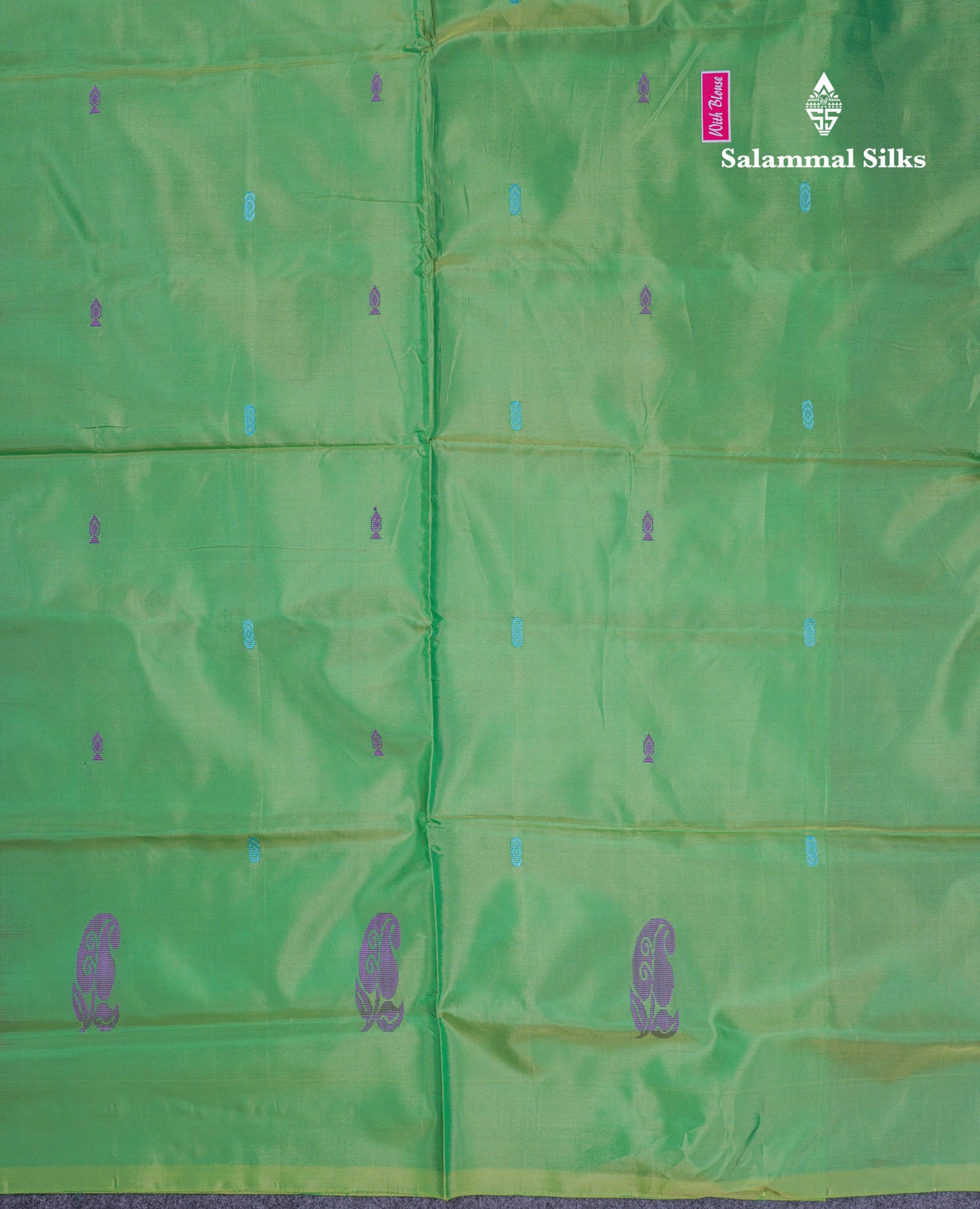 Light Pink Thread work Buttas Banana Pinth Saree (Vaazhainaar Pattu) With Contrast Parrot Green Blouse