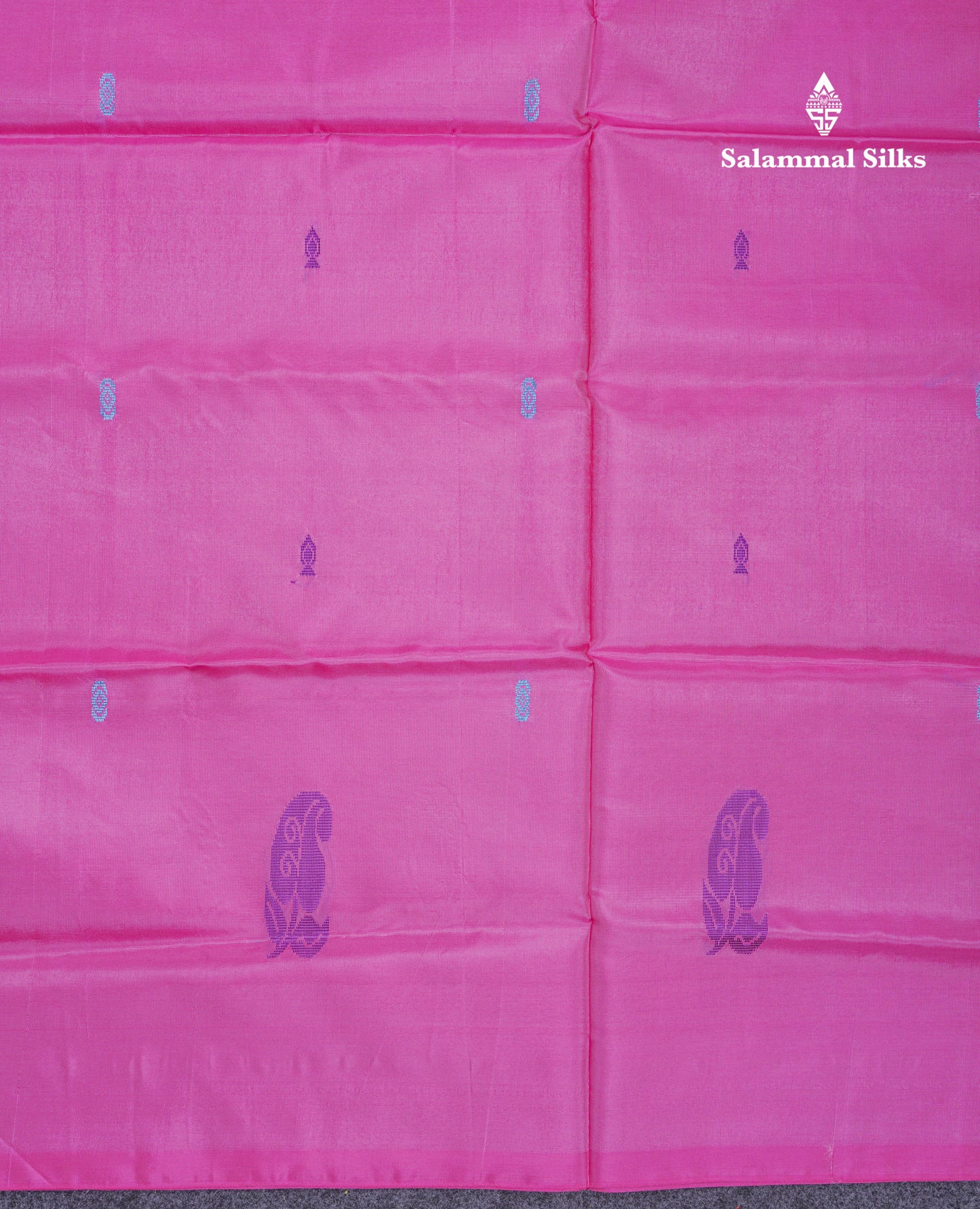 Light Pink Thread work Buttas Banana Pinth Saree (Vaazhainaar Pattu) With Contrast Parrot Green Blouse