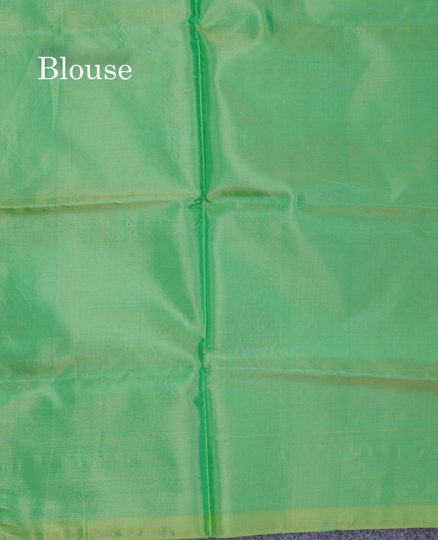 Light Pink Thread work Buttas Banana Pinth Saree (Vaazhainaar Pattu) With Contrast Parrot Green Blouse