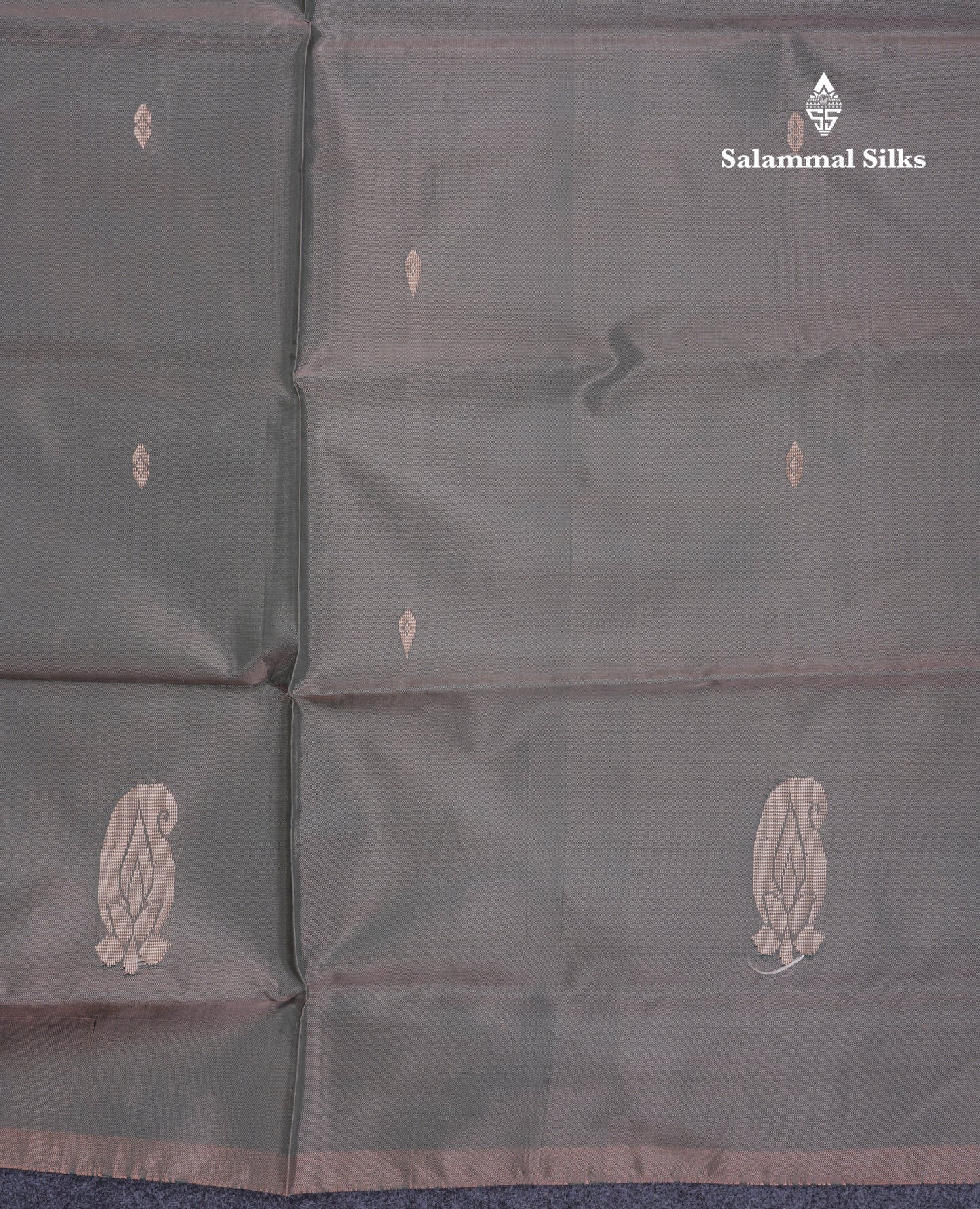 Elephant Grey Thread work Buttas Banana Pinth Saree (Vaazhainaar Pattu) With Contrast Navy Blue Blouse