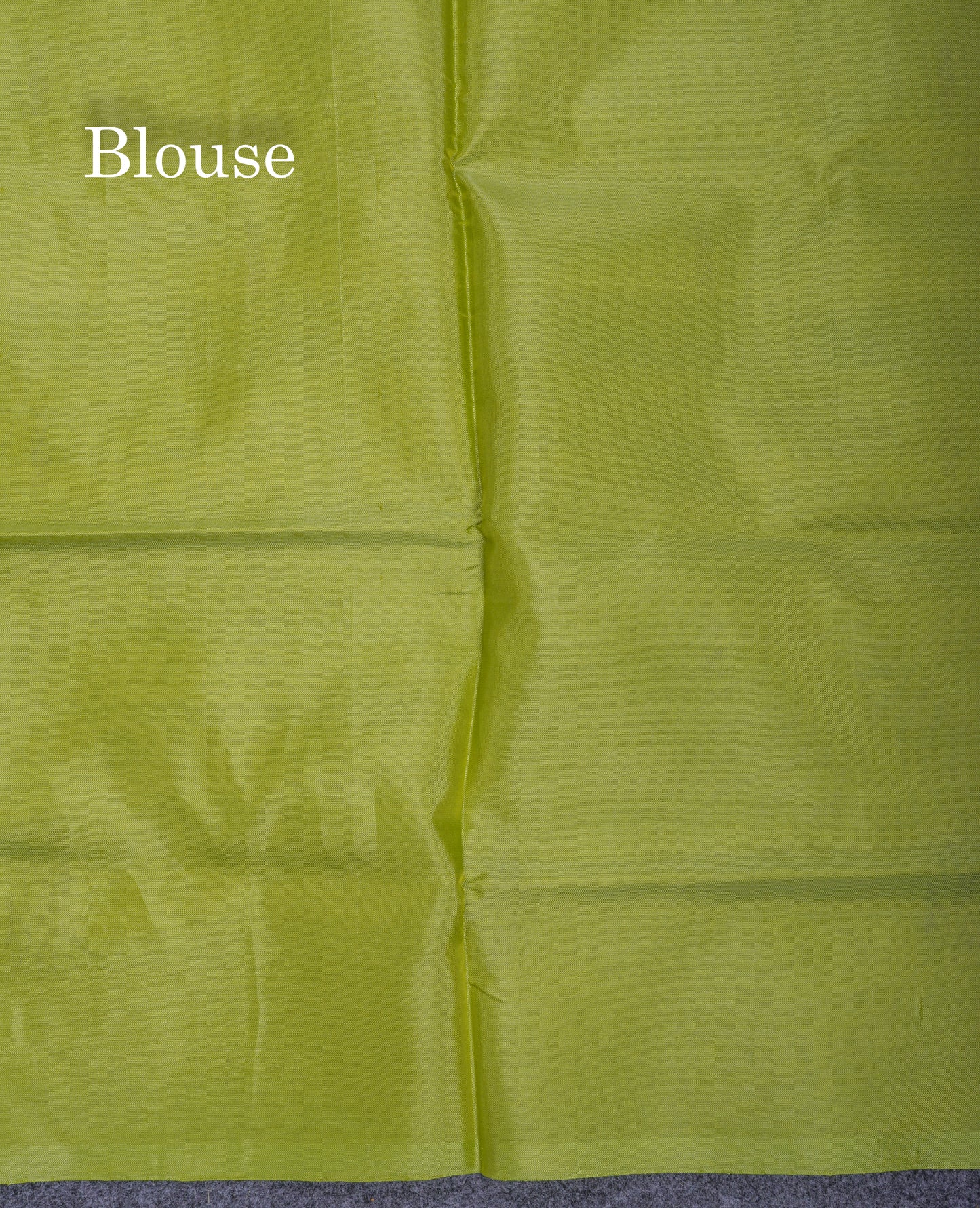 Royal Blue Thread work Buttas Banana Pinth Saree (Vaazhainaar Pattu) With Contrast Parrot Green Blouse