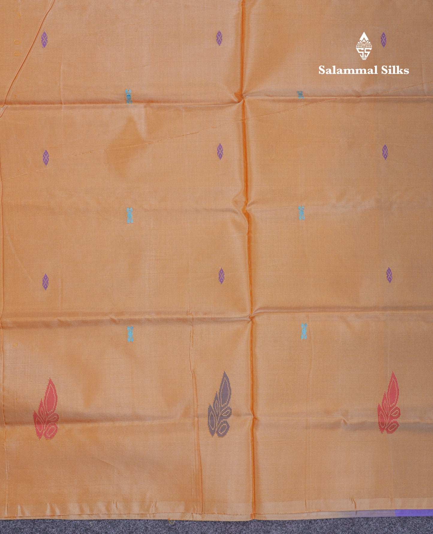 Sandal Thread work Buttas Banana Pinth Saree (Vaazhainaar Pattu) With Contrast Violet Blouse