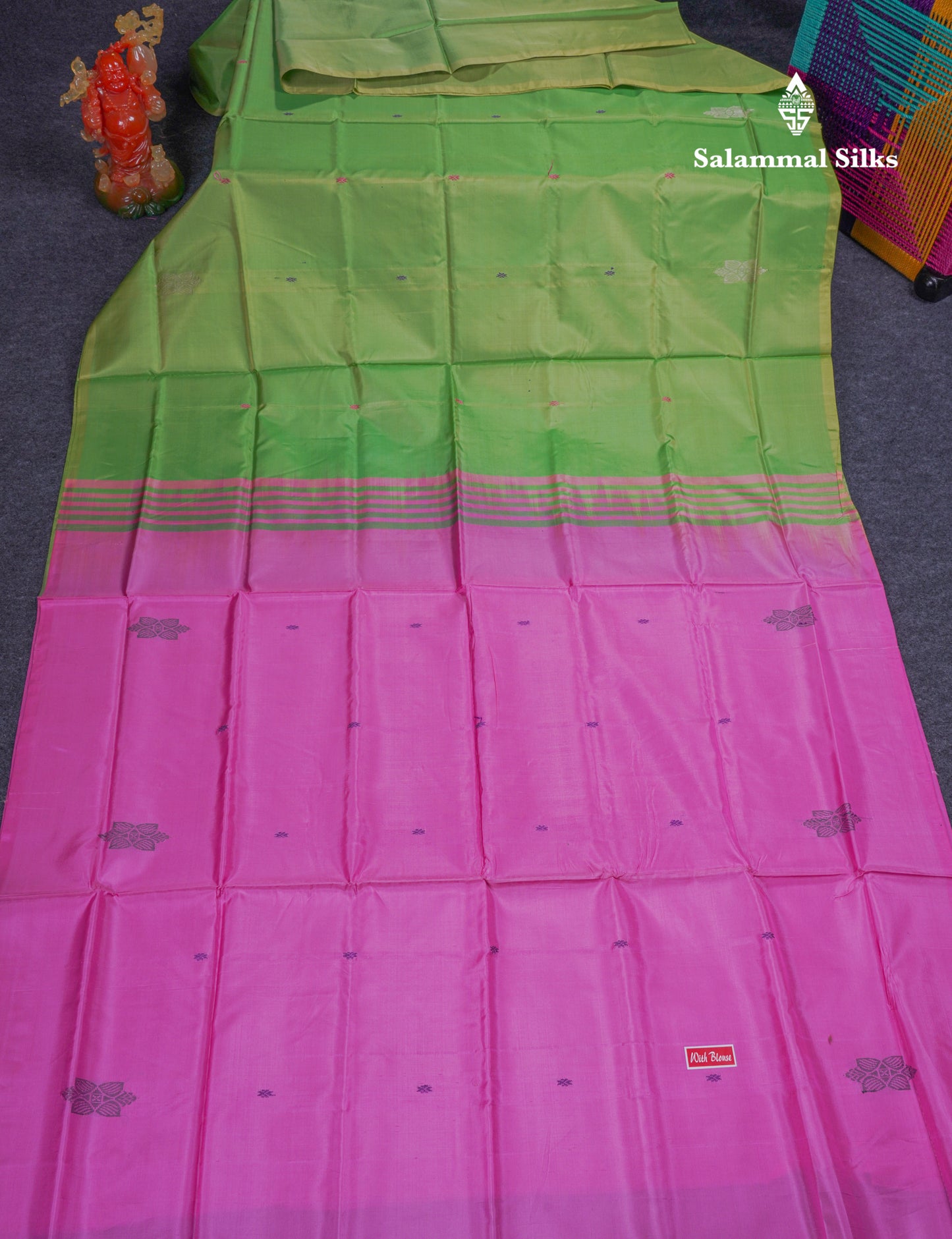 Parrot Green Thread work Buttas Banana Pinth Saree (Vaazhainaar Pattu) With Contrast Light Pink Blouse