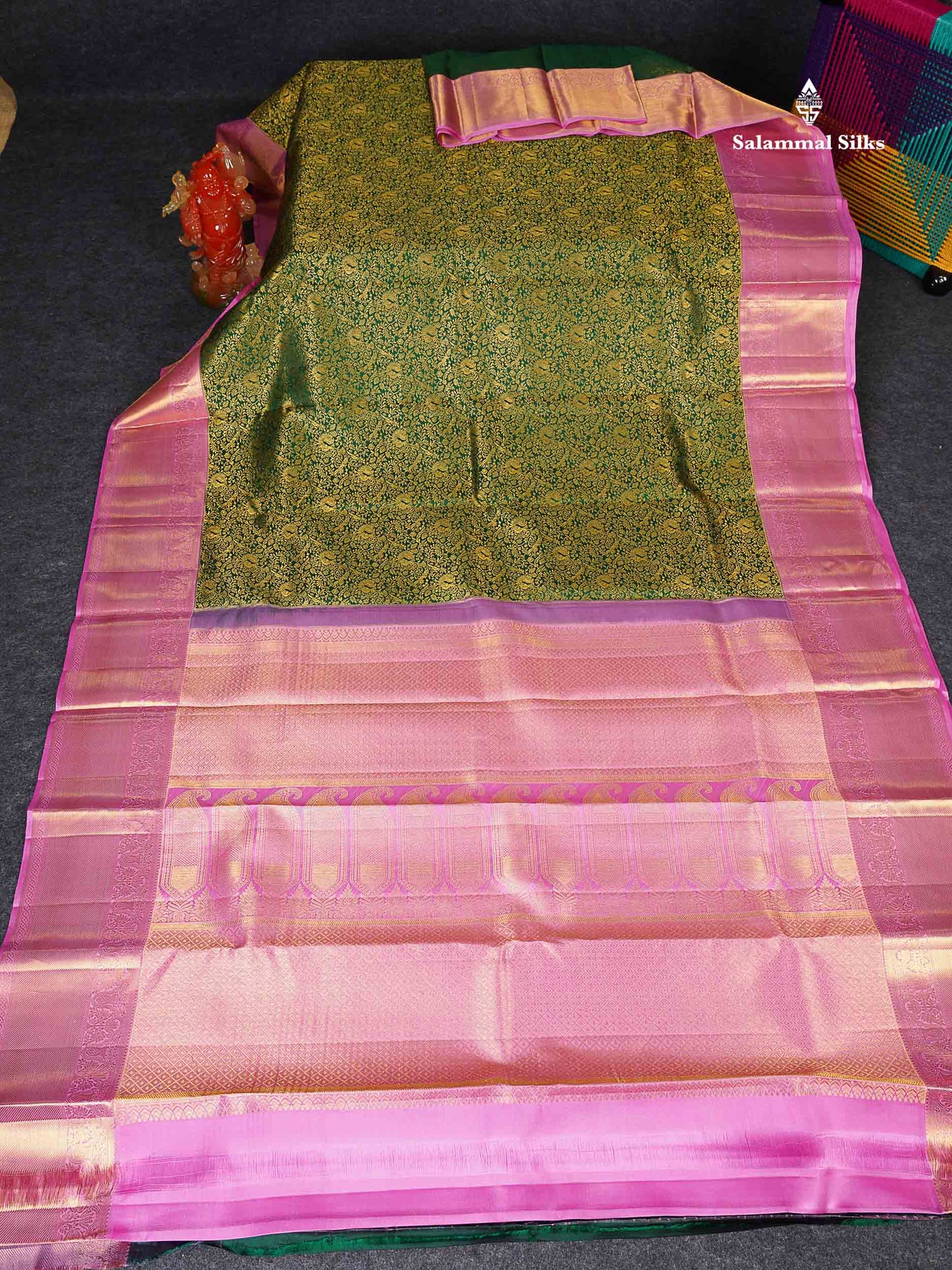 Korvai Bridal Pure Kanjivaram Silk Saree - Bottle Green Colour Body With Light Pink Traditional Border