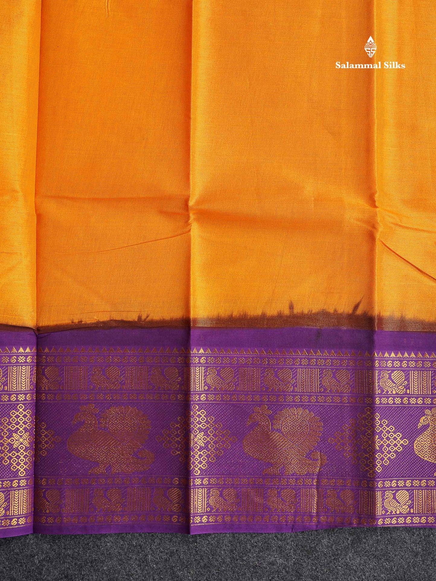 Sungudi Cotton Saree - Half White Colour Body Vaira Oosi Lines With Dark Purple Traditional Evening Morning Border