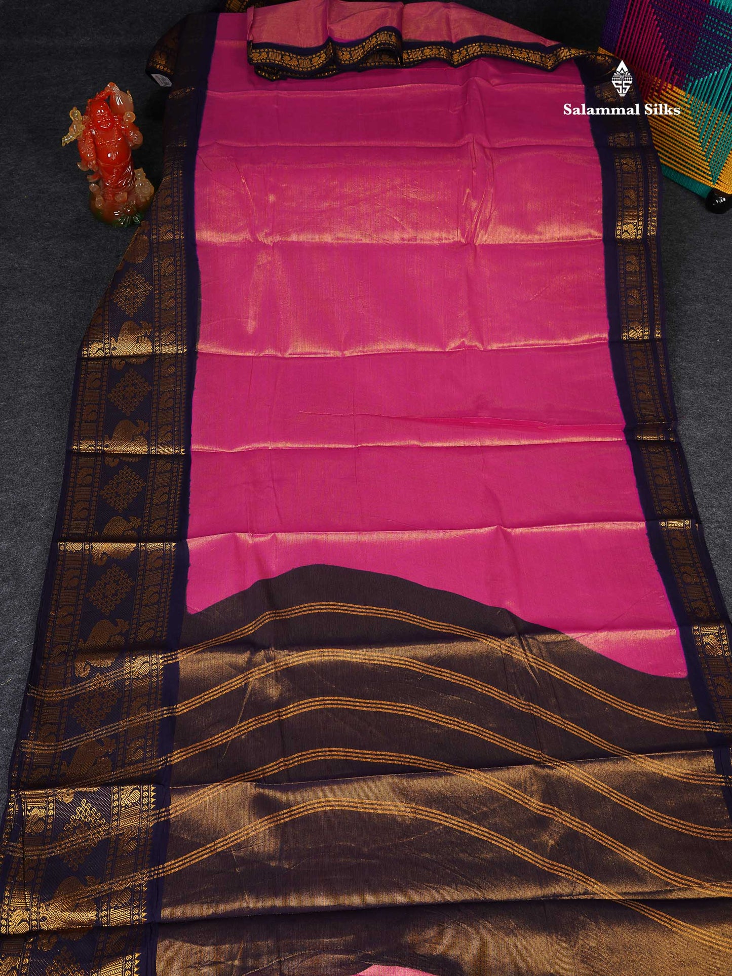 Sungudi Cotton Saree - Pink Colour Body Vaira Oosi Lines With Navy Blue Traditional Evening Morning Border