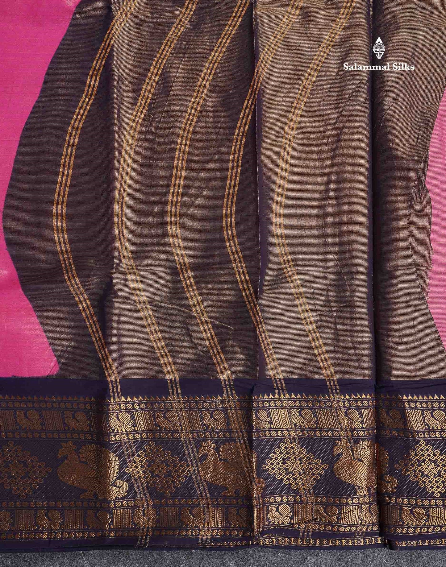 Sungudi Cotton Saree - Half White Colour Body Vaira Oosi Lines With Dark Purple Traditional Evening Morning Border