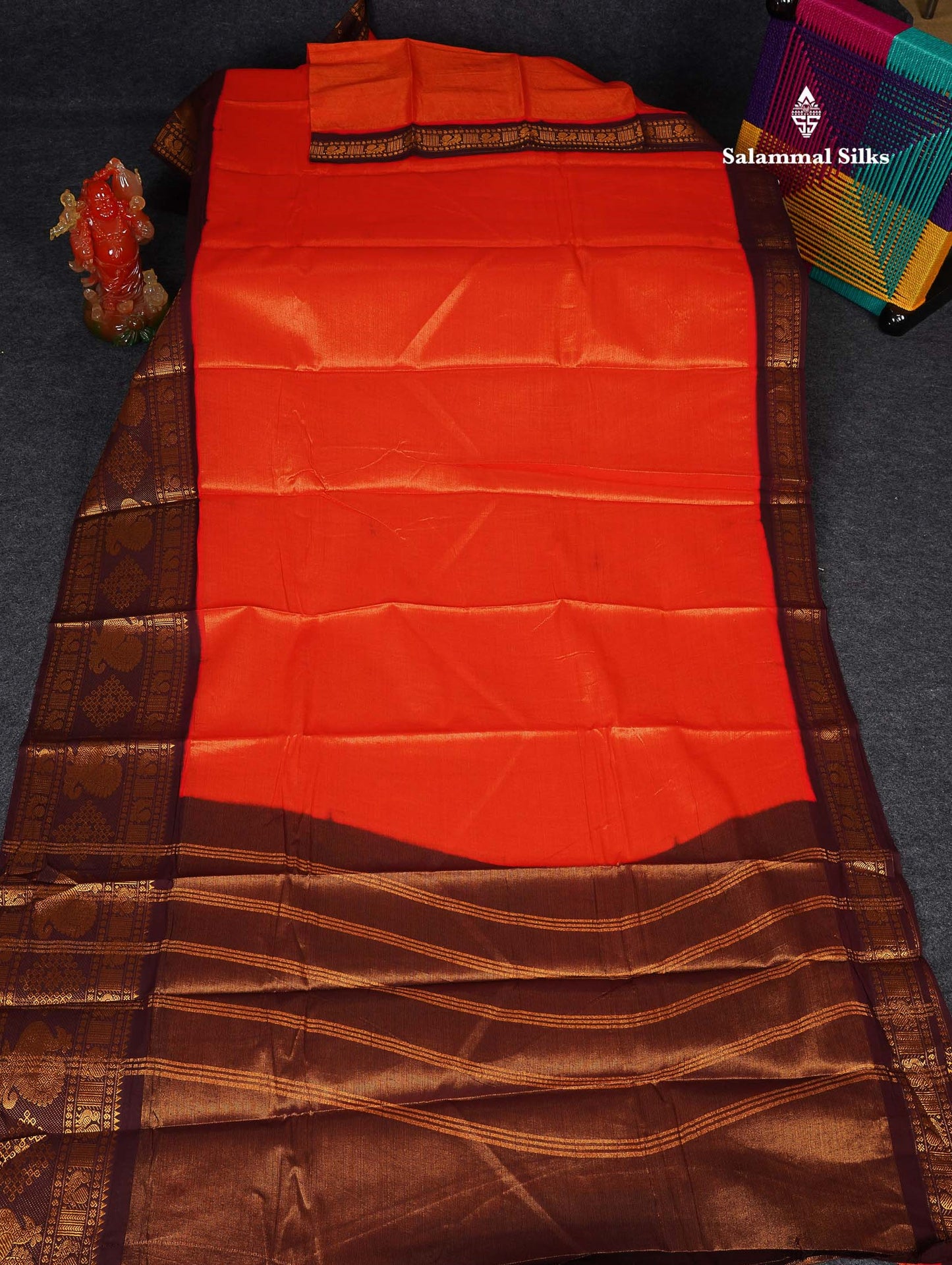 Sungudi Cotton Saree - Redish Orange Colour Body Vaira Oosi Lines With Dark Brown Traditional Evening Morning Border
