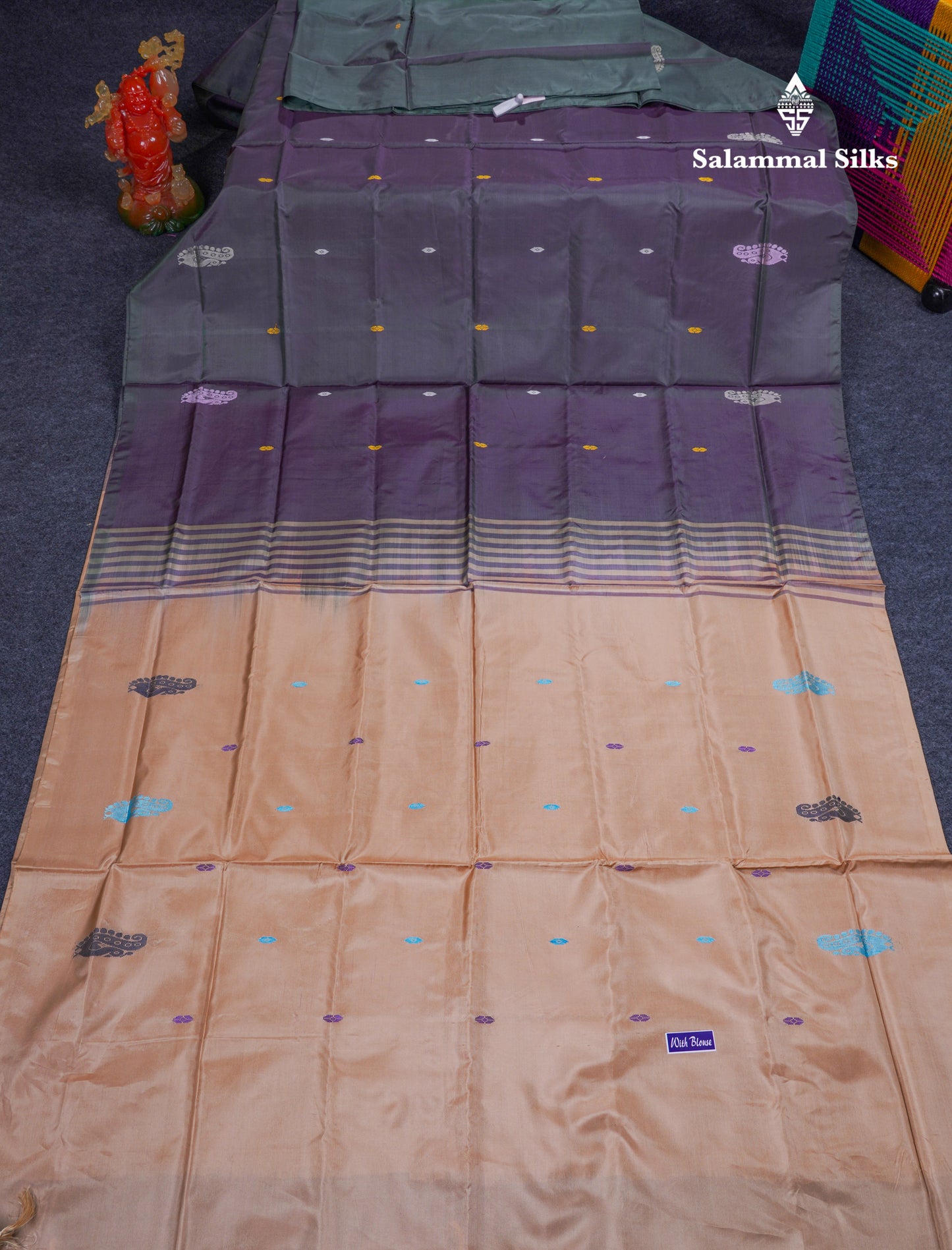 Dual Tone Violet Thread work Buttas Banana Pinth Saree (Vaazhainaar Pattu) With Contrast Beige Blouse