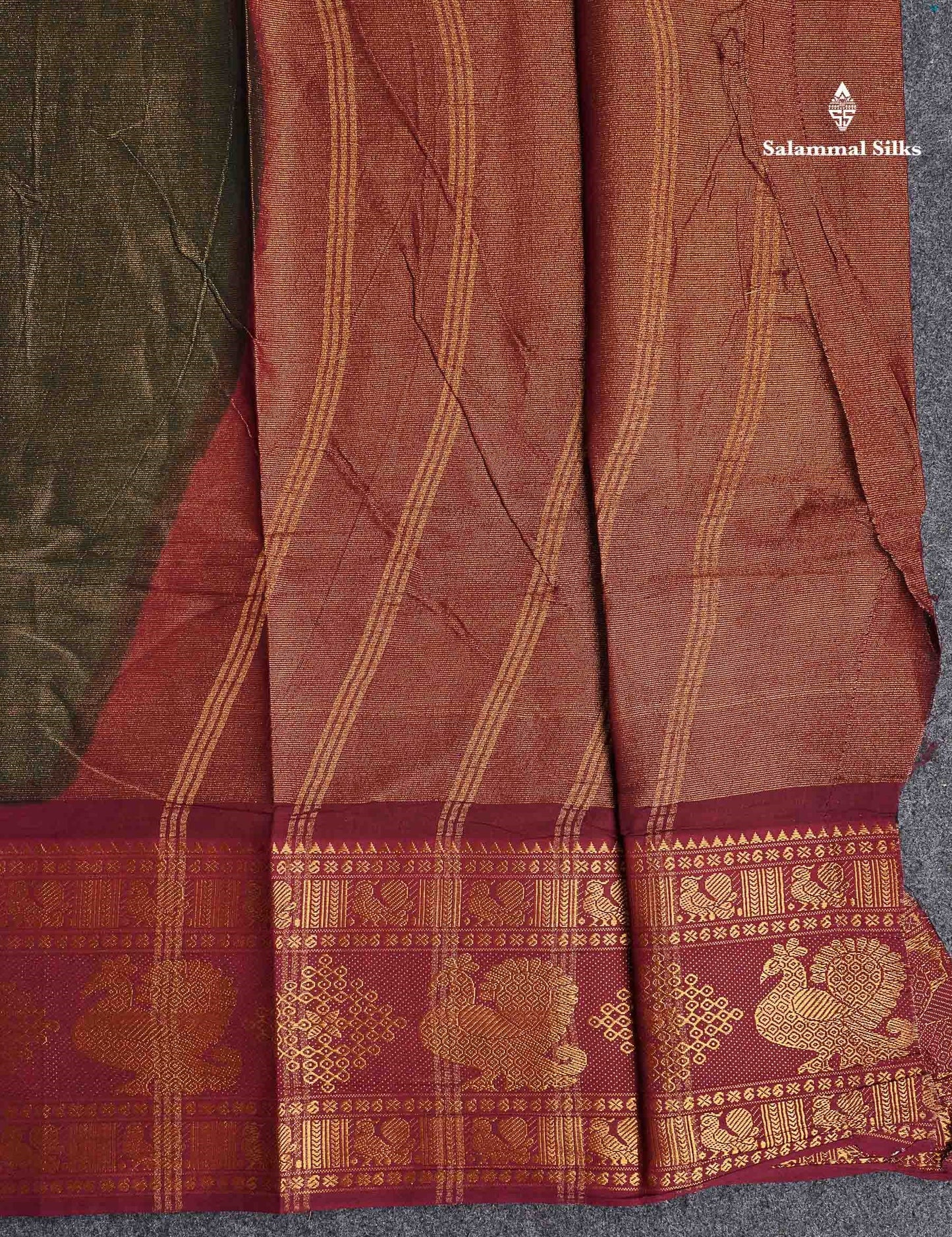 Sungudi Cotton Saree - Half White Colour Body Vaira Oosi Lines With Dark Purple Traditional Evening Morning Border