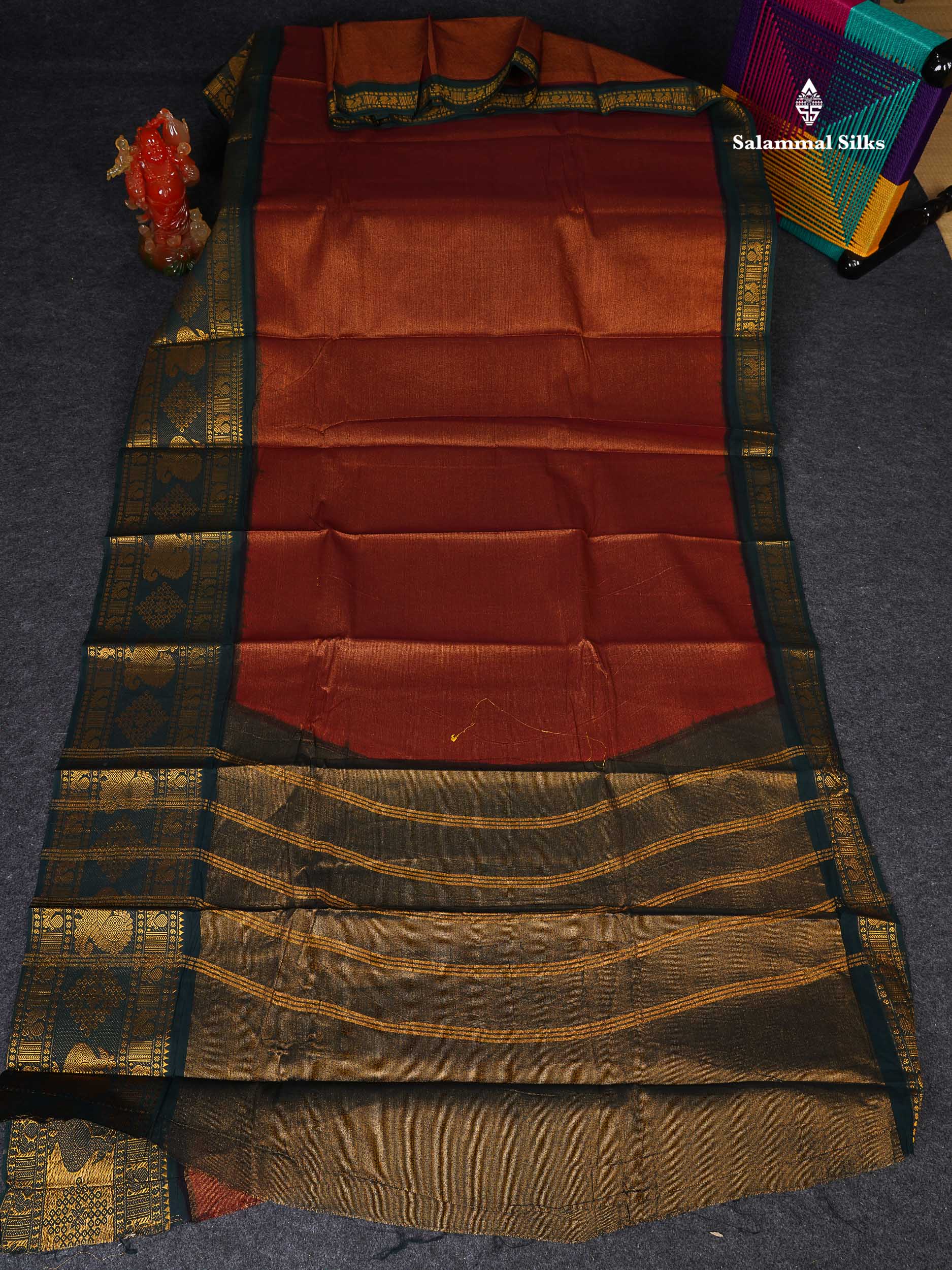 Sungudi Cotton Saree - Maroon Colour Body Vaira Oosi Lines With Bottle Green Traditional Evening Morning Border