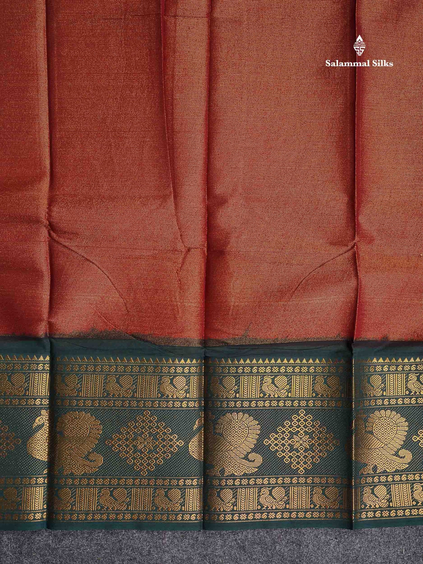 Sungudi Cotton Saree - Half White Colour Body Vaira Oosi Lines With Dark Purple Traditional Evening Morning Border