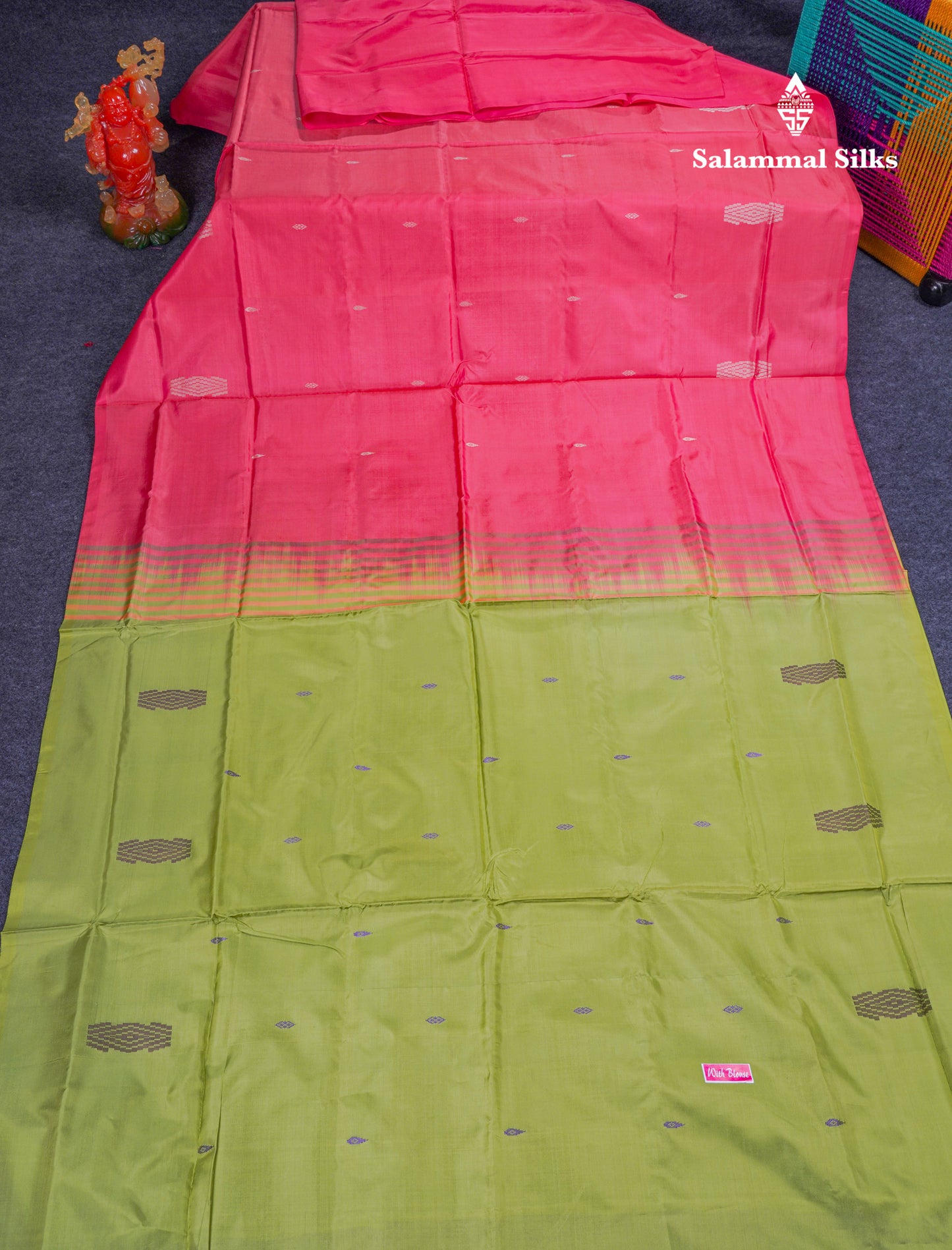 Pink Thread work Buttas Banana Pinth Saree (Vaazhainaar Pattu) With Contrast Parrot Green Blouse