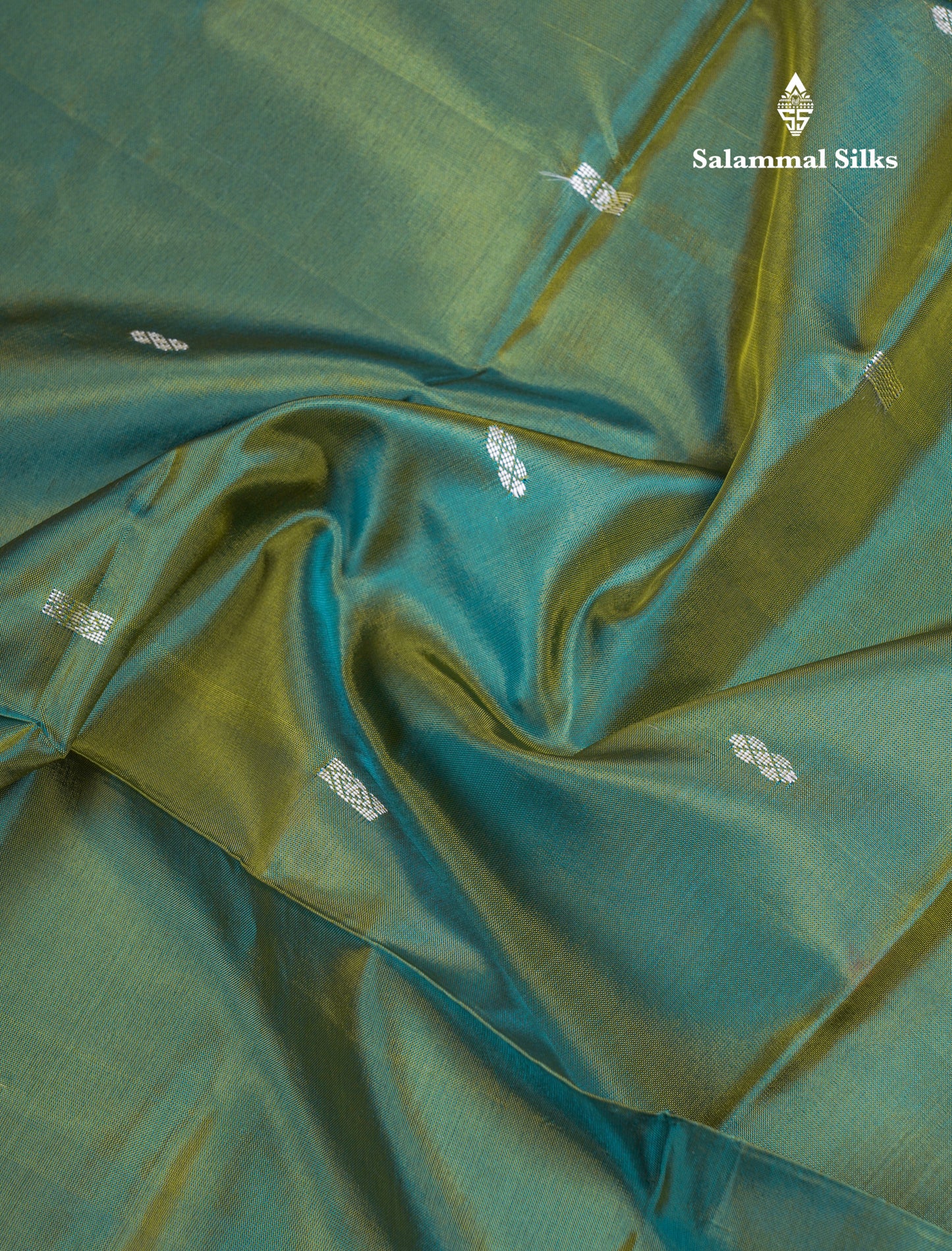 Army Green Thread work Buttas Banana Pinth Saree (Vaazhainaar Pattu) With Contrast Peach Pink Blouse