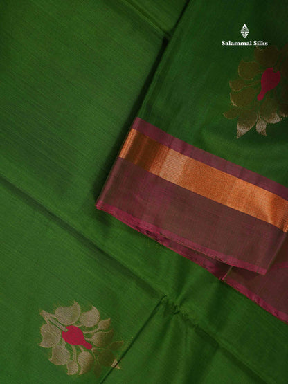 SICO Cotton Saree - Mehandi Green Colour Body With Copper Zari Butta & Magenta Border