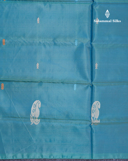 Ice Blue Thread work Buttas Banana Pinth Saree (Vaazhainaar Pattu) With Contrast Lavender Blouse