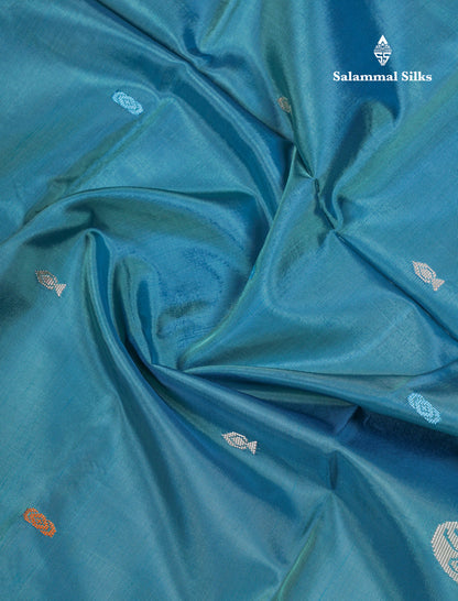 Ice Blue Thread work Buttas Banana Pinth Saree (Vaazhainaar Pattu) With Contrast Lavender Blouse