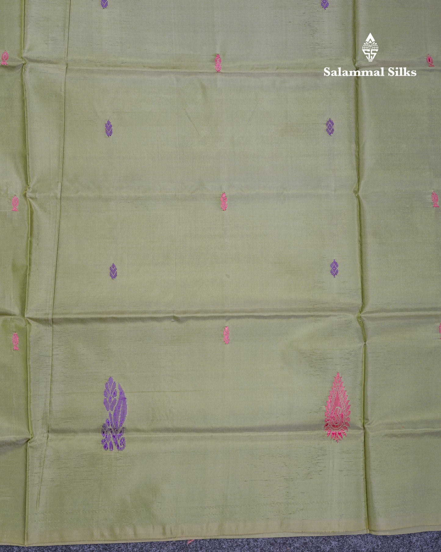 Light Pista Green Thread work Buttas Banana Pinth Saree (Vaazhainaar Pattu) With Contrast Violet Blouse