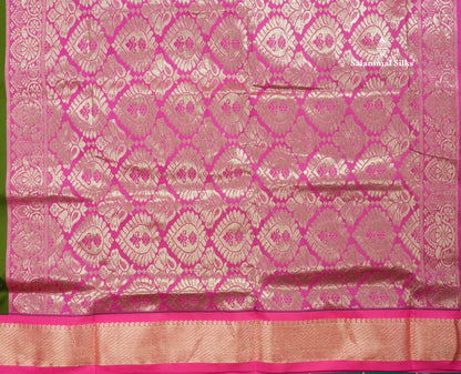 9.5 Yards Semi Silk Saree Chilly Red with Contrast Bottle Green Border