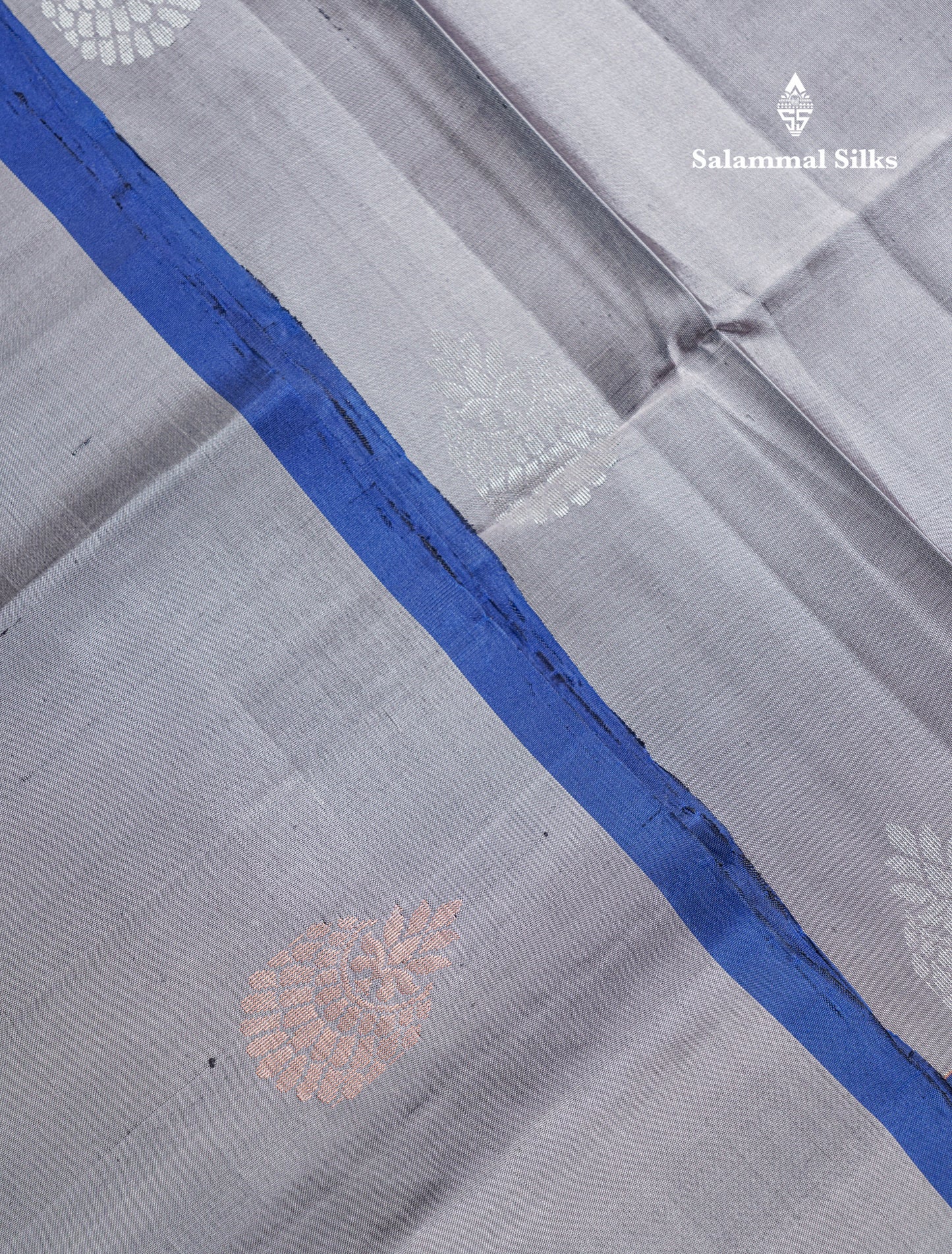 Beautiful Grey Pure Kanjivaram Soft Silk Saree With Navy Blue Zari Lines One Side Border