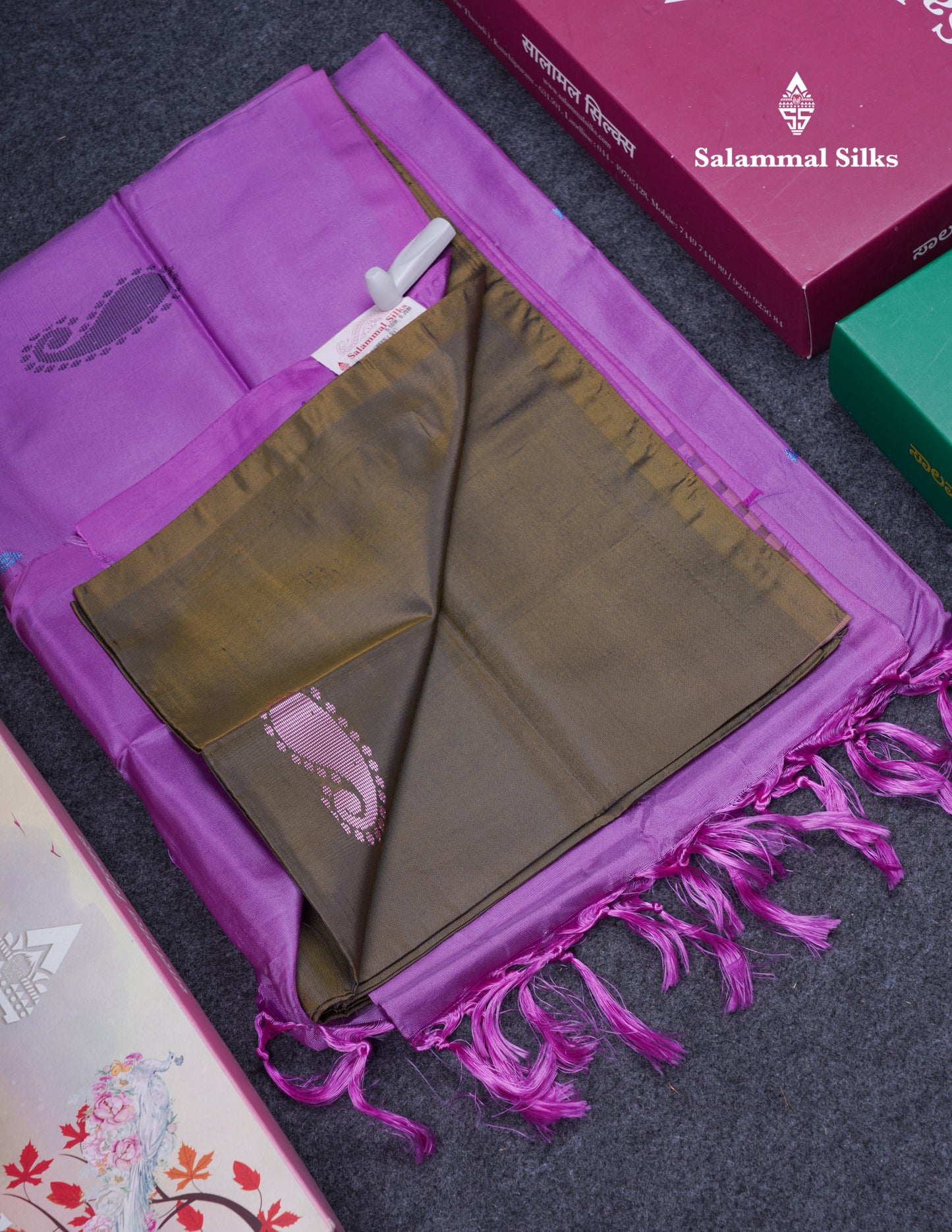 Pink Thread work Buttas Banana Pinth Saree (Vaazhainaar Pattu) With Contrast Violet Blouse