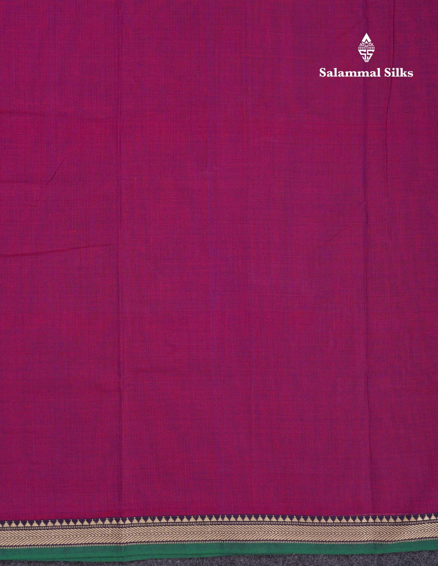 Beautiful Dual Tone Magenta Plain Pure Cotton Saree With Traditional Small Thread Work Border