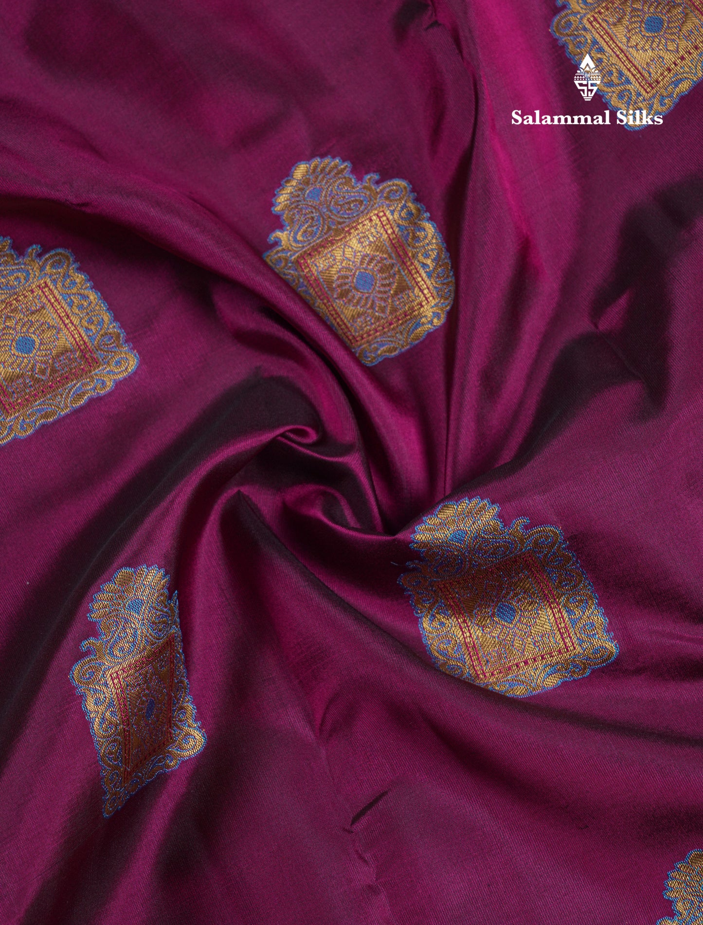 Beautiful Peach Puremix Silk Saree With Contrast Dual Tone Peacock Blue Blouse