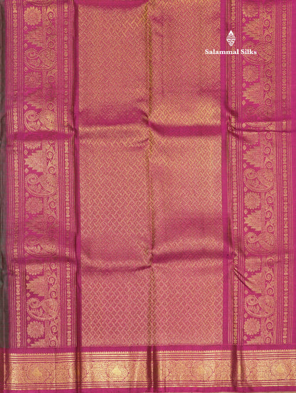 Green Colour Pure Kanjivaram Silk Saree With Contrast Magenta Pink Border
