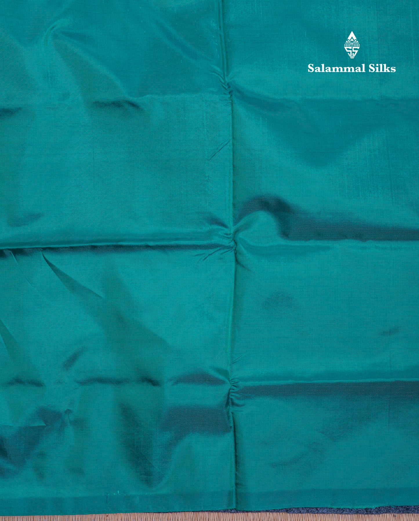 Orange Thread work Buttas Banana Pinth Saree (Vaazhainaar Pattu) With Contrast Green Blouse