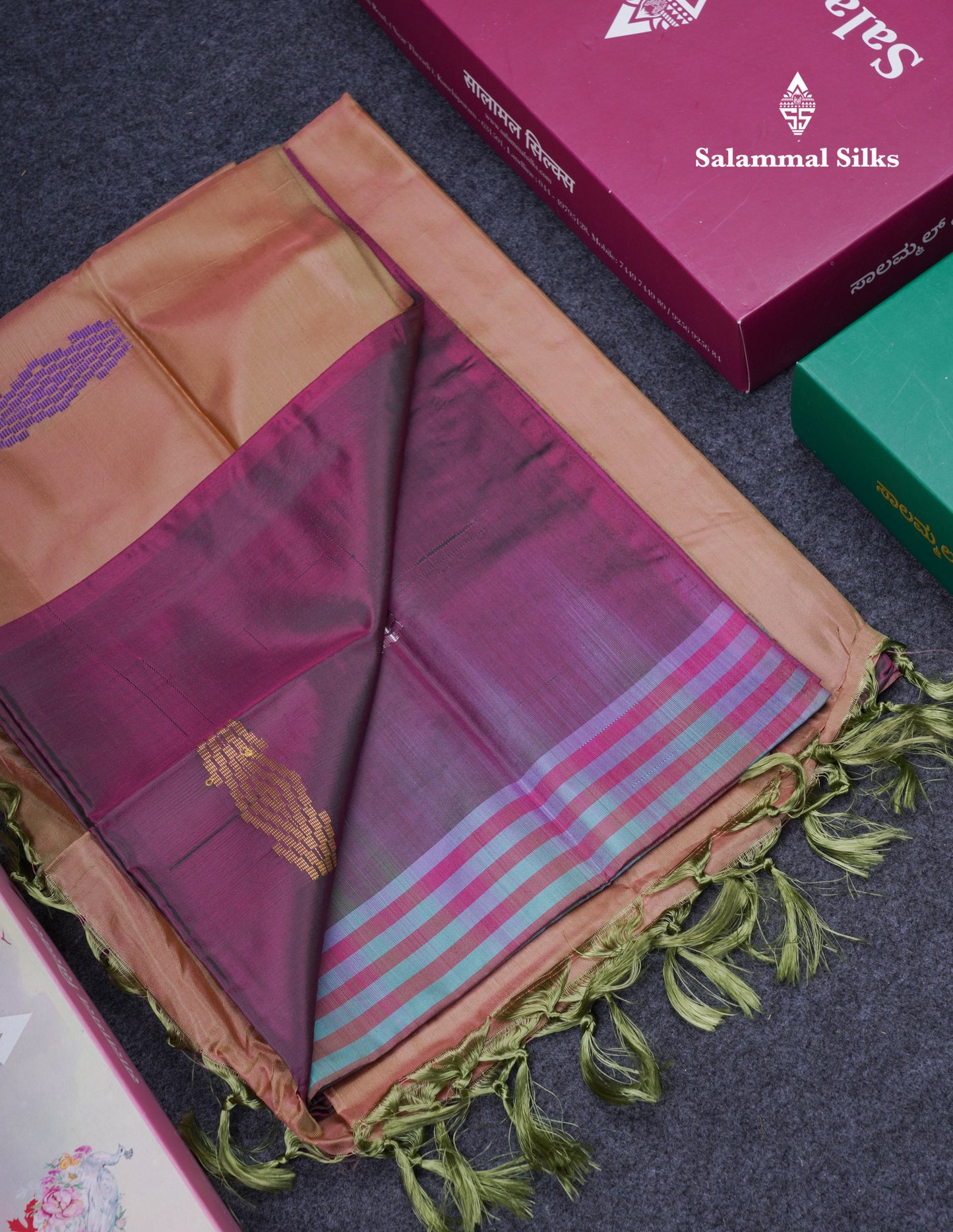 Magenta Thread work Buttas Banana Pinth Saree (Vaazhainaar Pattu) With Contrast Brown Blouse