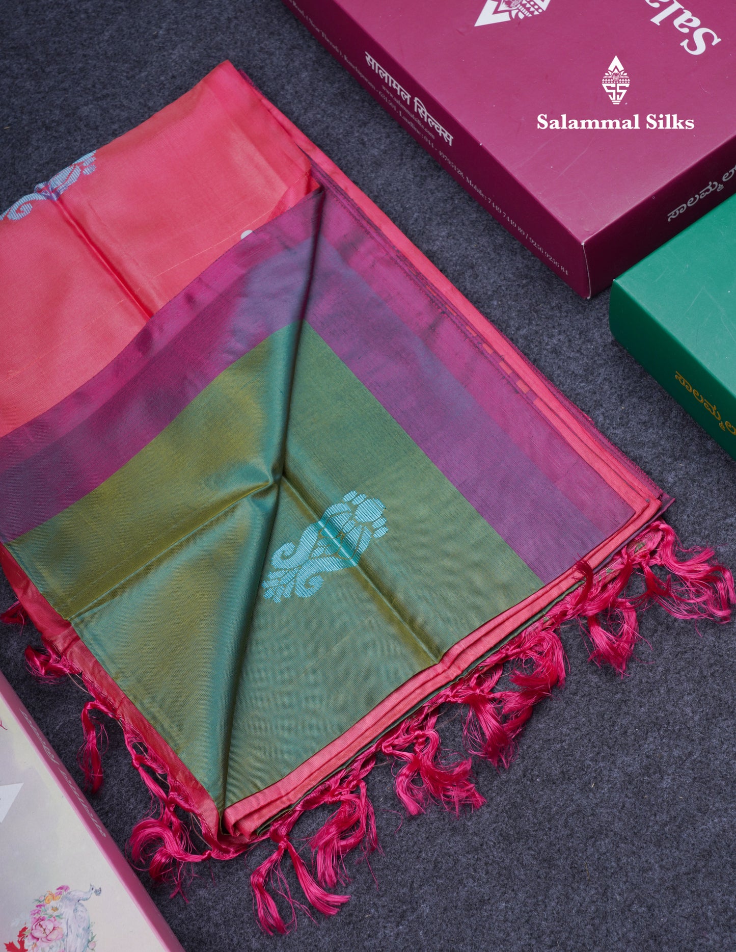 Army Green Thread work Buttas Banana Pinth Saree (Vaazhainaar Pattu) With Contrast Peach Pink Blouse