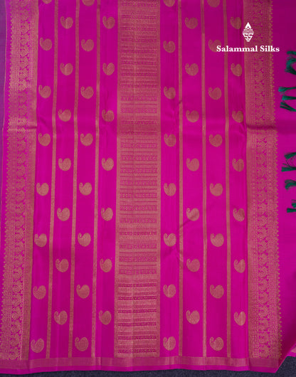 Beautiful Bottle Green Pure Kanjivaram Silk Saree With Contrast Magenta Pink Blouse