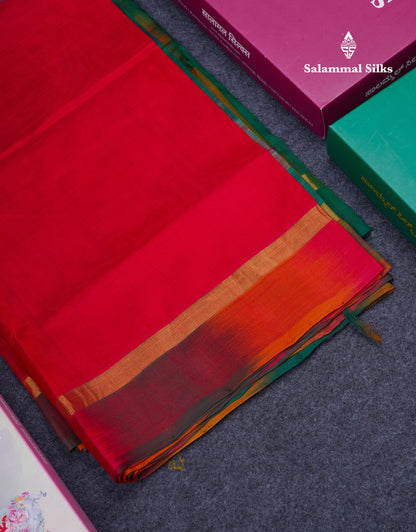 Beautiful Chilly Red Plain Pure Silk Cotton Saree With Contrast Bottle Green Blouse