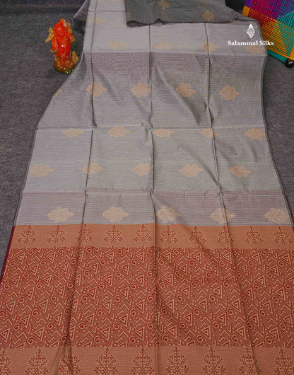 Kota Cotton Saree - Light Grey Colour Body Thread Butta With Contrast Maroon Blouse