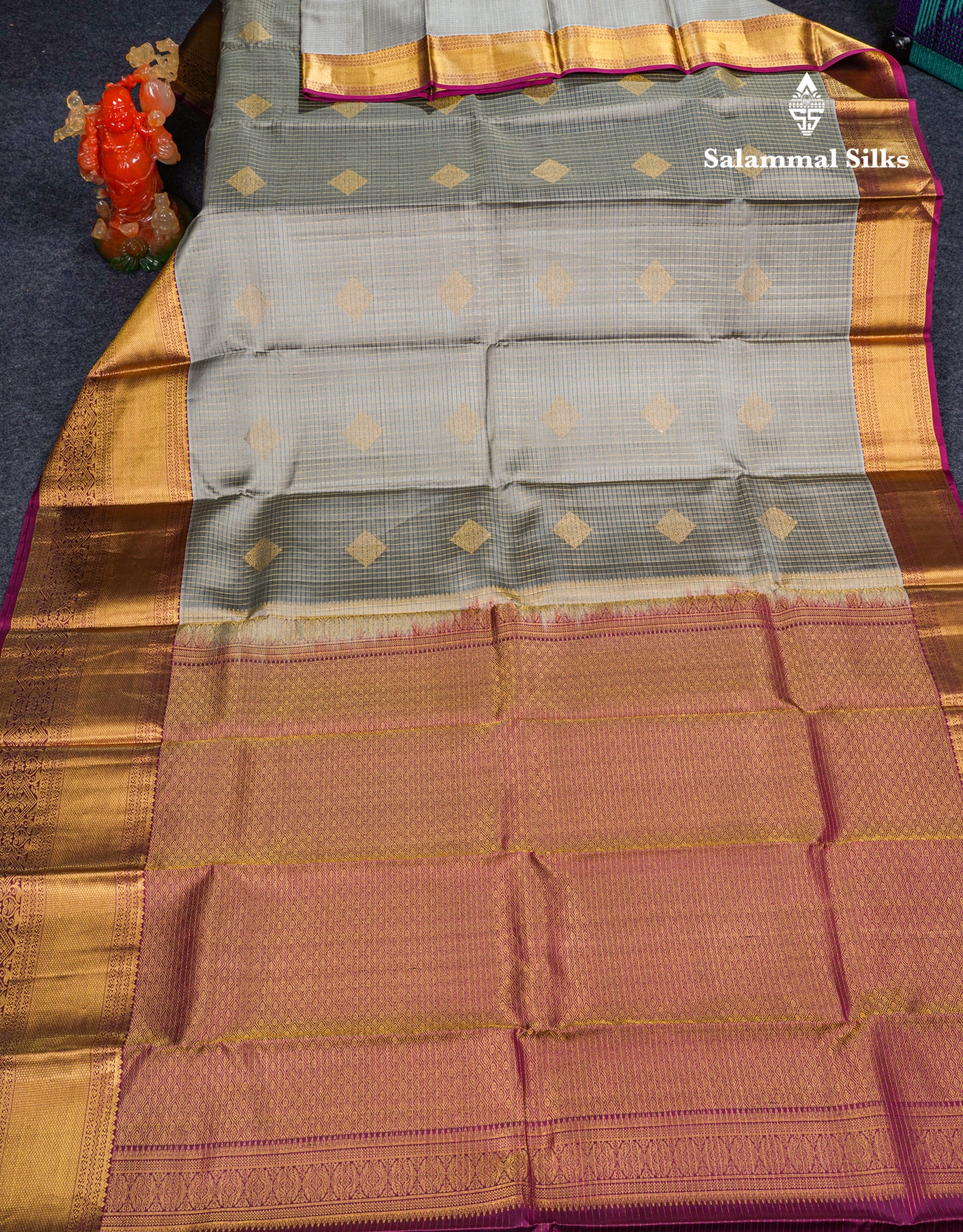 Elephant Grey Small Checks Pure Kanjivaram Silk Saree With Contrast Magenta Border