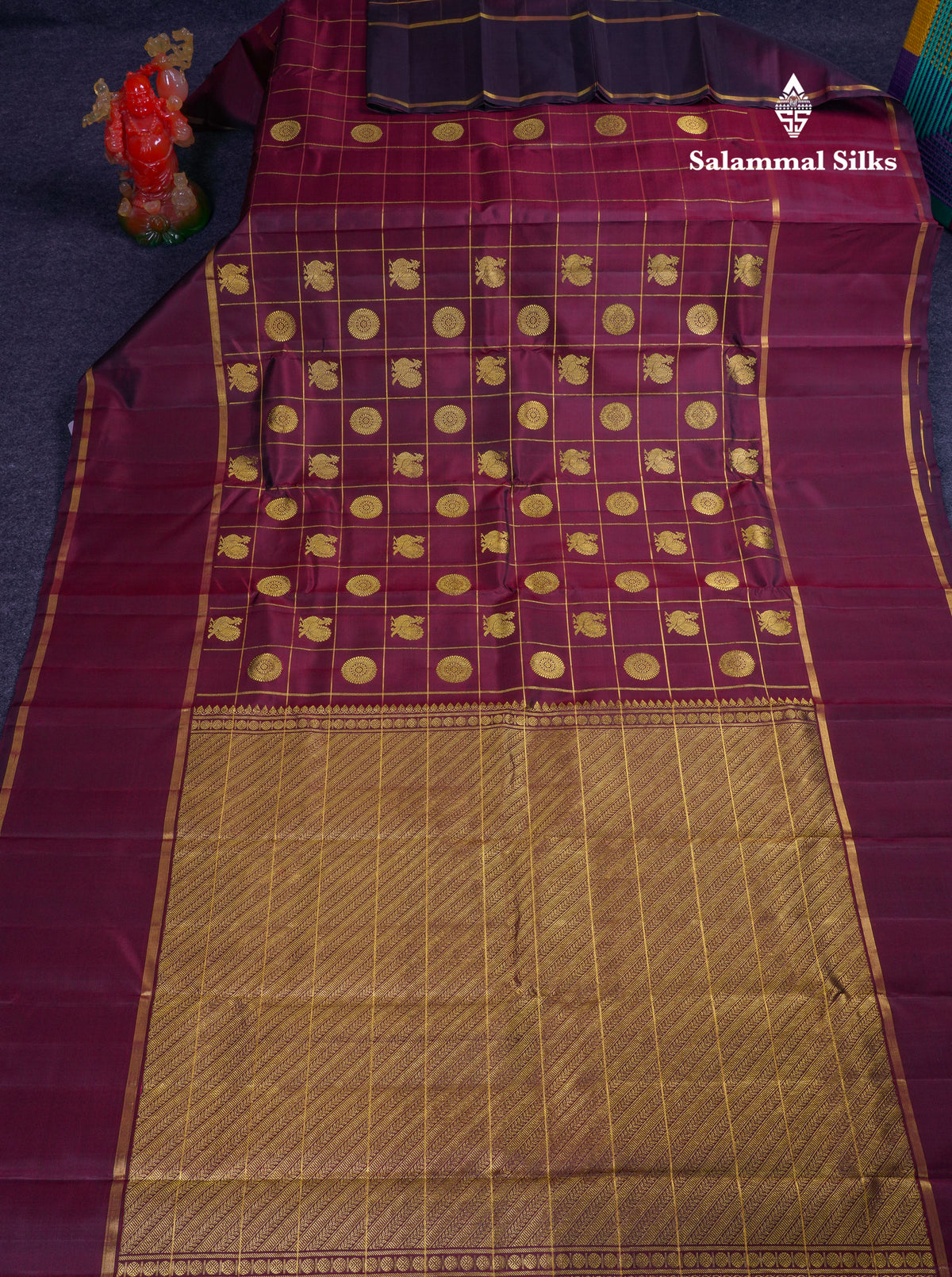 Beautiful Dark Maroon Chakaram & Mayil Butta Checks Pure Kanjivaram Silk Saree With Traditional Gap Border