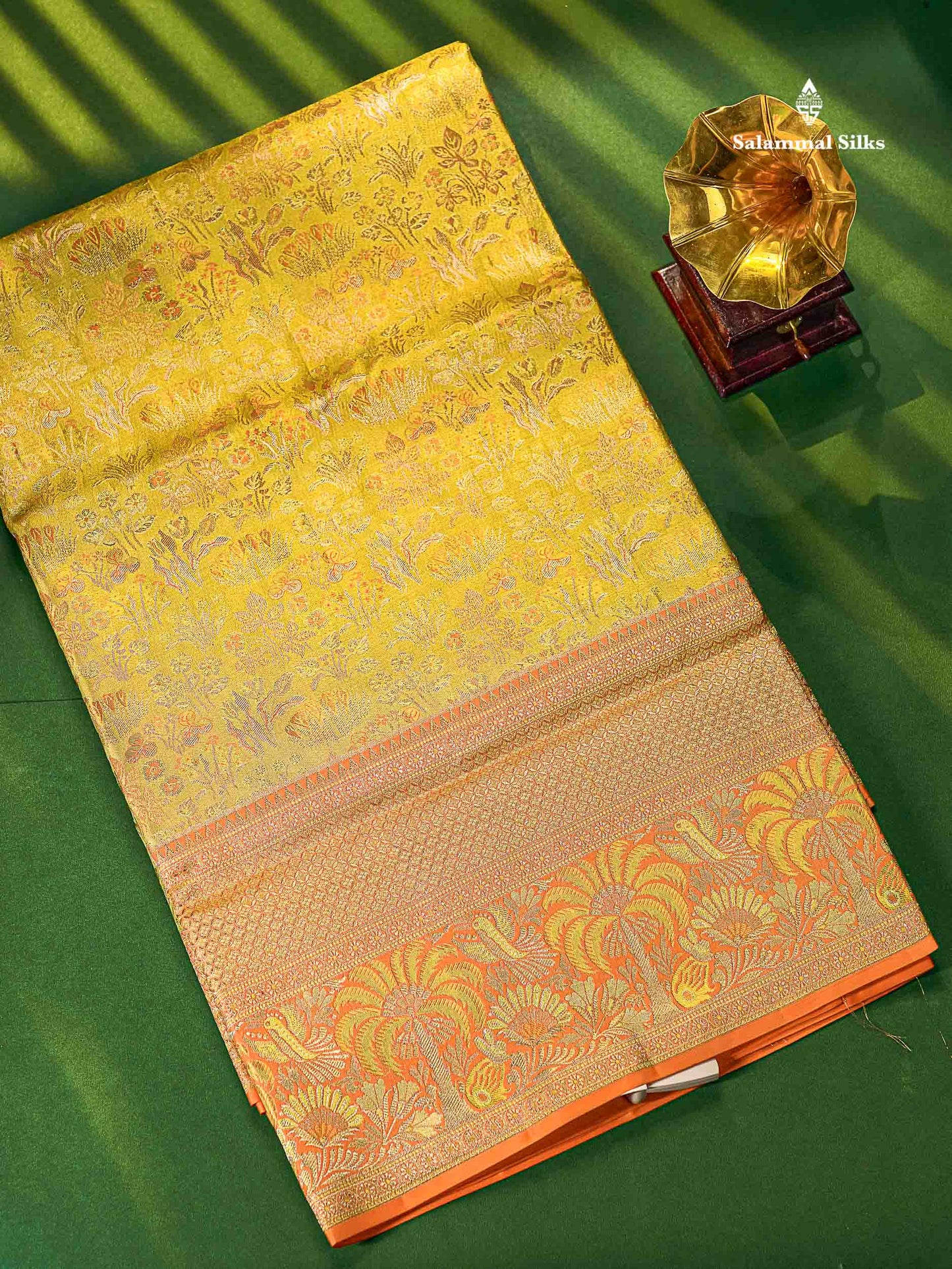 Green Colour Pure Kanjivaram Tissue Silk Saree with Contrast Peach Border