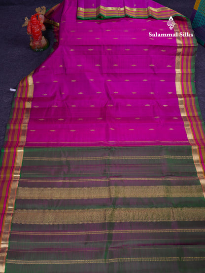 Beautiful Magenta Pure Kanjivaram Silk Saree With Traditional Border