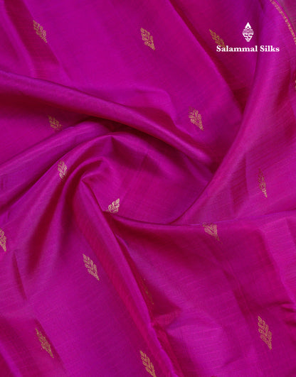 Beautiful Magenta Pure Kanjivaram Silk Saree With Traditional Border
