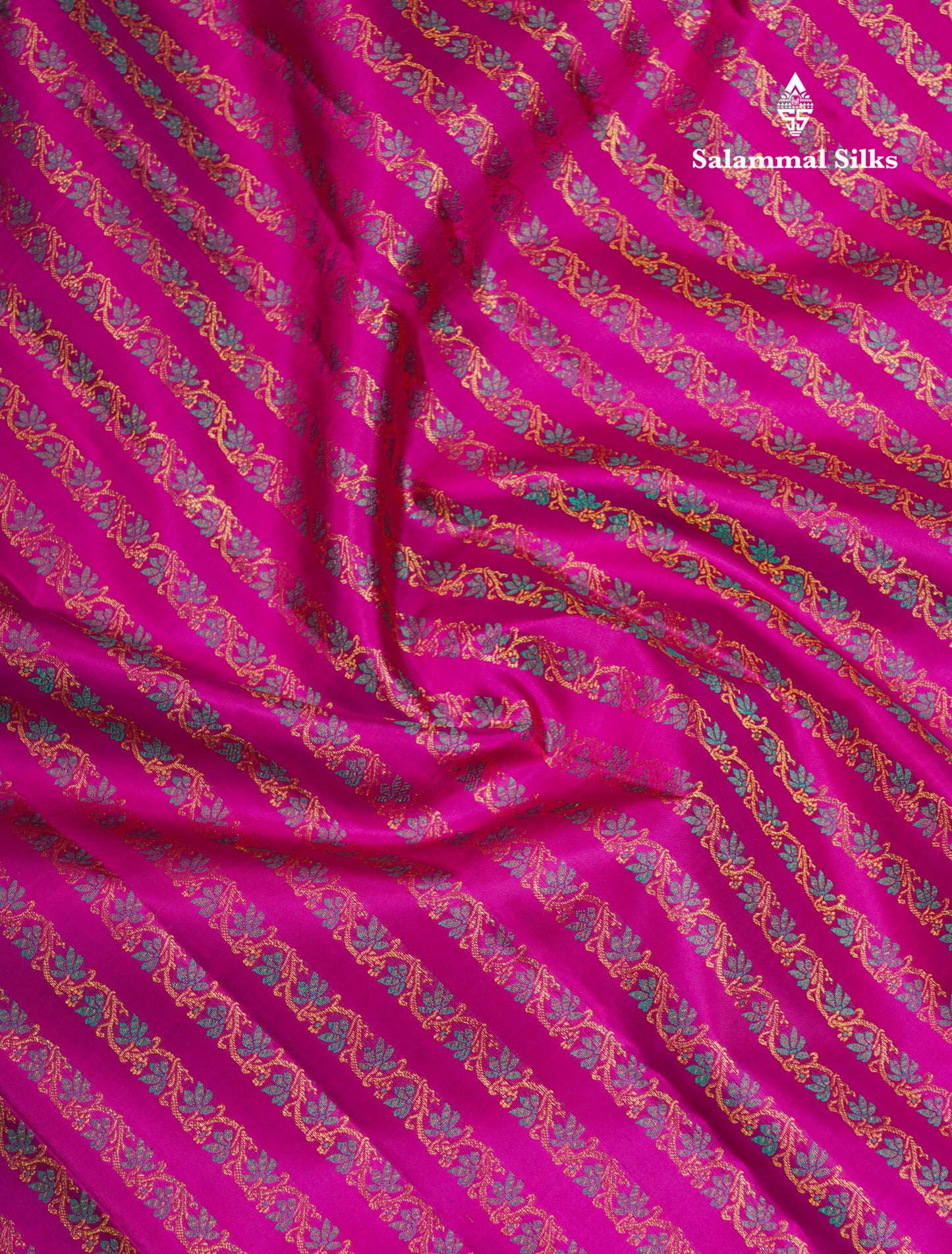 Beautiful Vadamalli Meenakari Work Bridal Pure Kanjivaram Silk Saree With Traditional Border