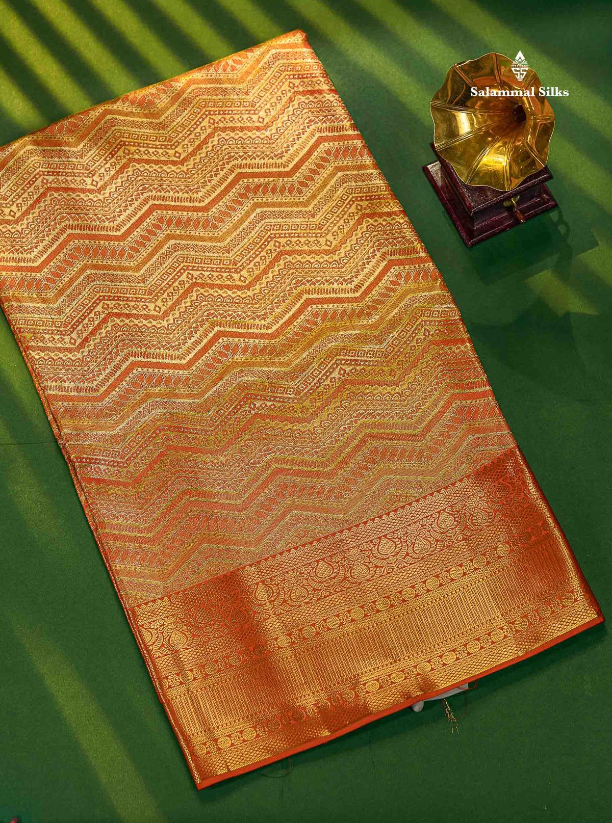 Geometric Multicolour Tissue Fancy Bridal Pure Kanjivaram Silk Saree With Contrast Red Border