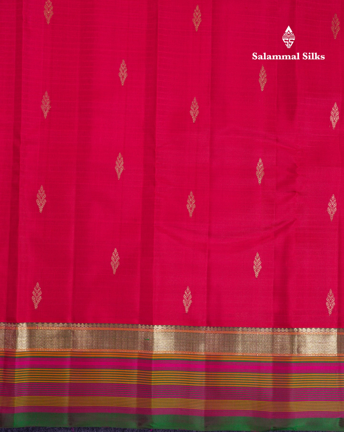 Beautiful Magenta Pure Kanjivaram Silk Saree With Traditional Border