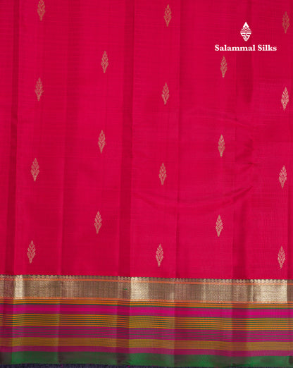 Beautiful Magenta Pure Kanjivaram Silk Saree With Traditional Border
