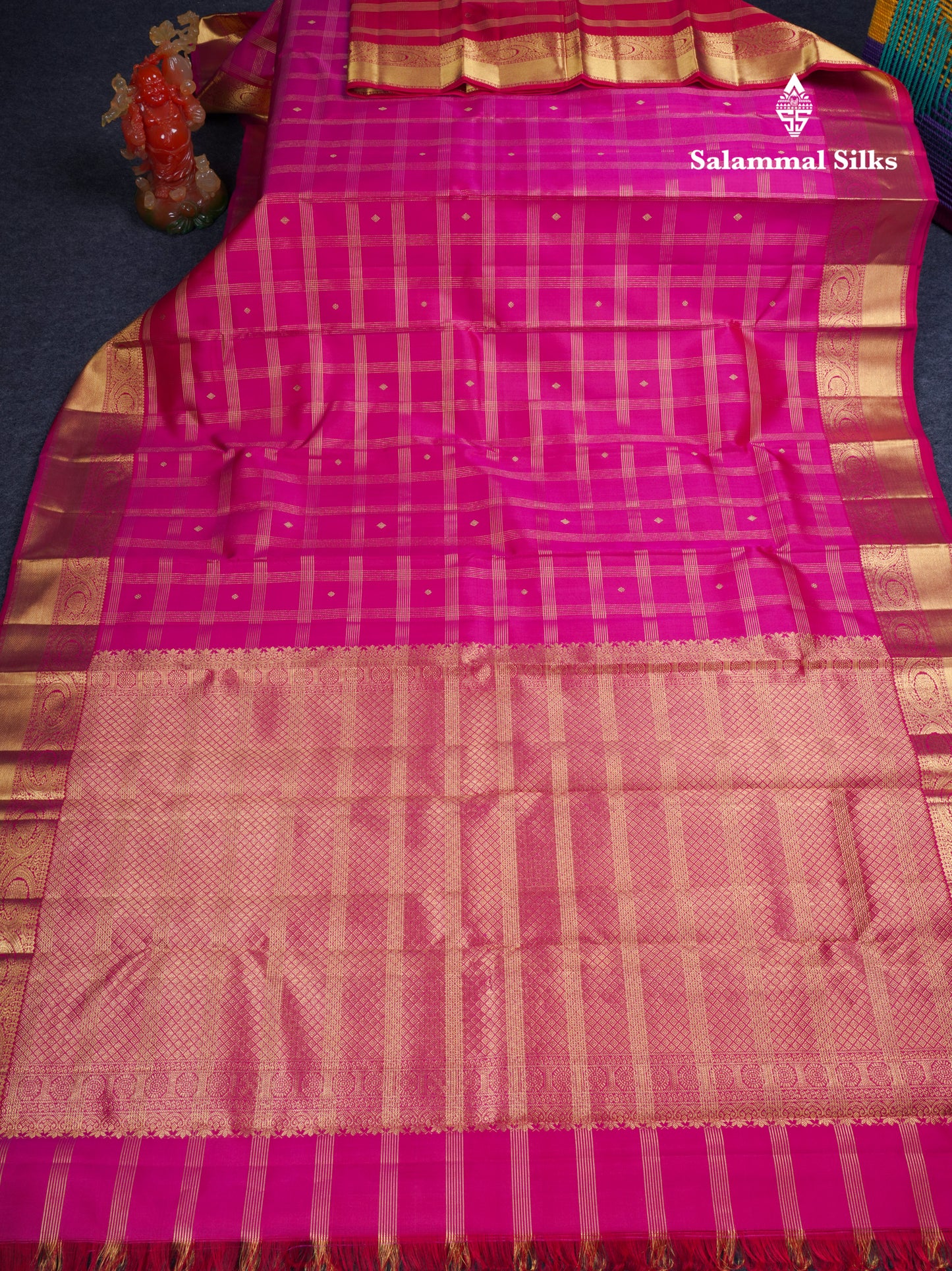 Beautiful Dual Tone Pink Pure Kanjivaram Silk Saree With Traditional Border