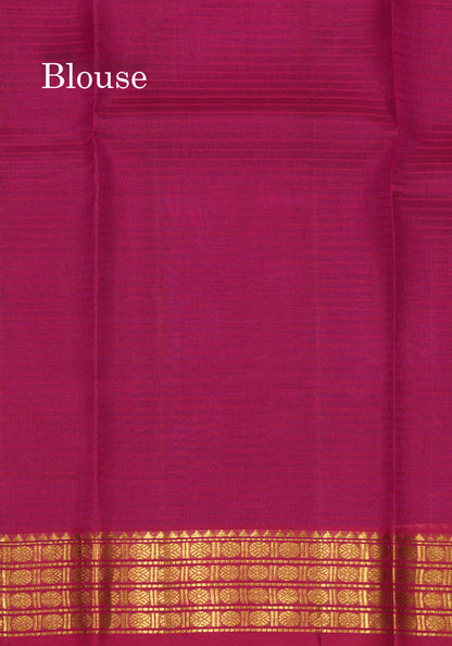 Peach Light Weight Beautiful Pure Silk Saree With Traditional Border